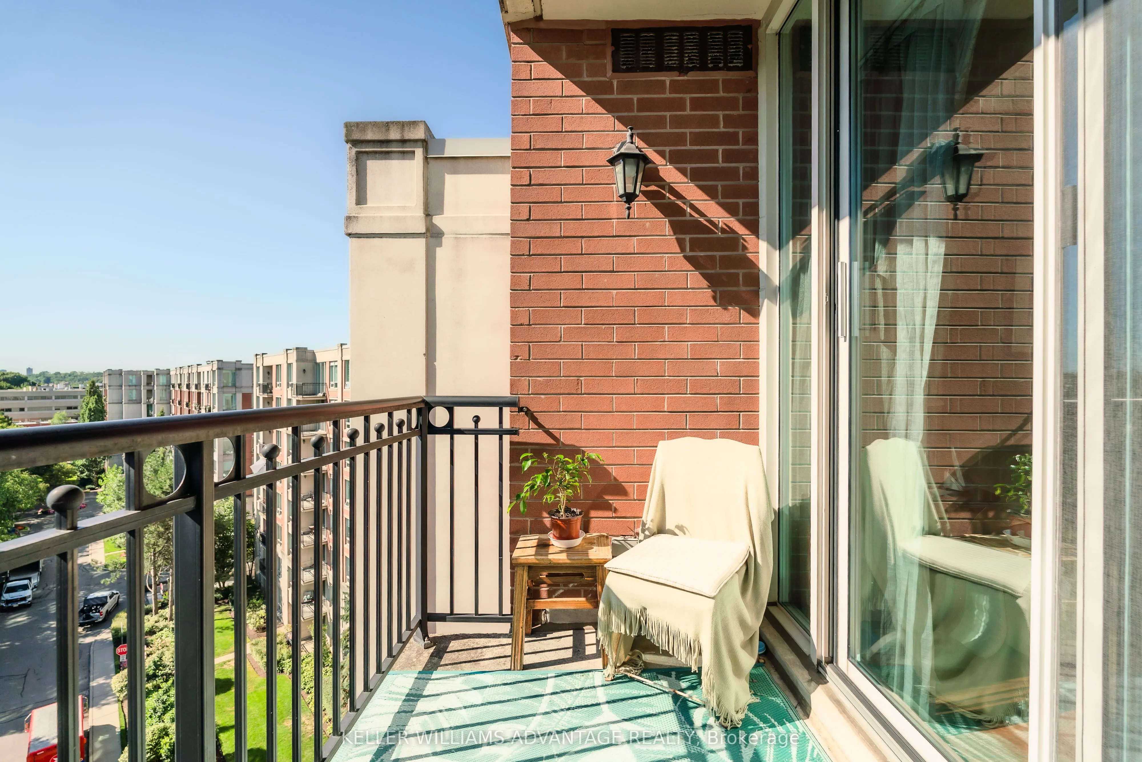 28 William Carson Crescent