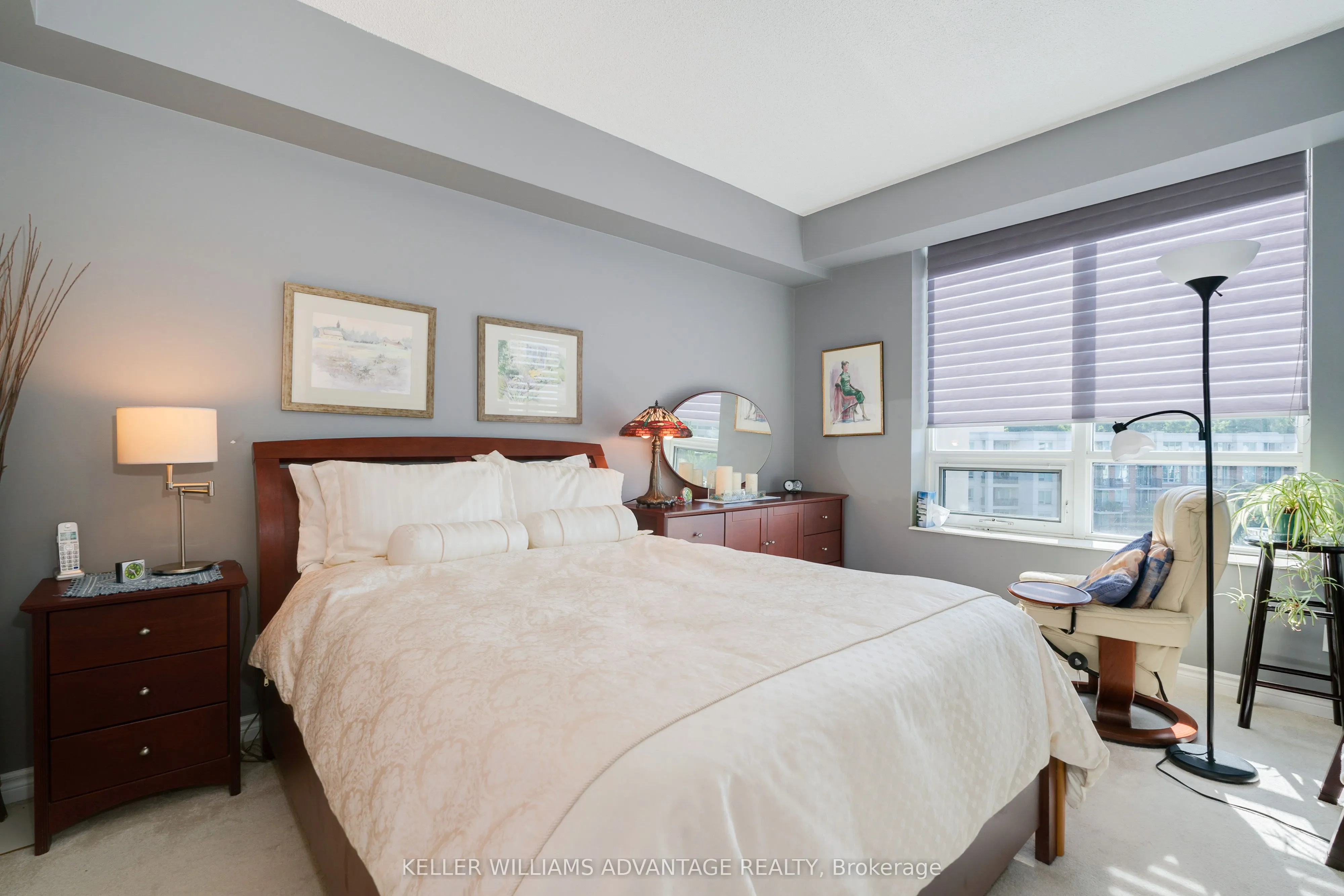 28 William Carson Crescent