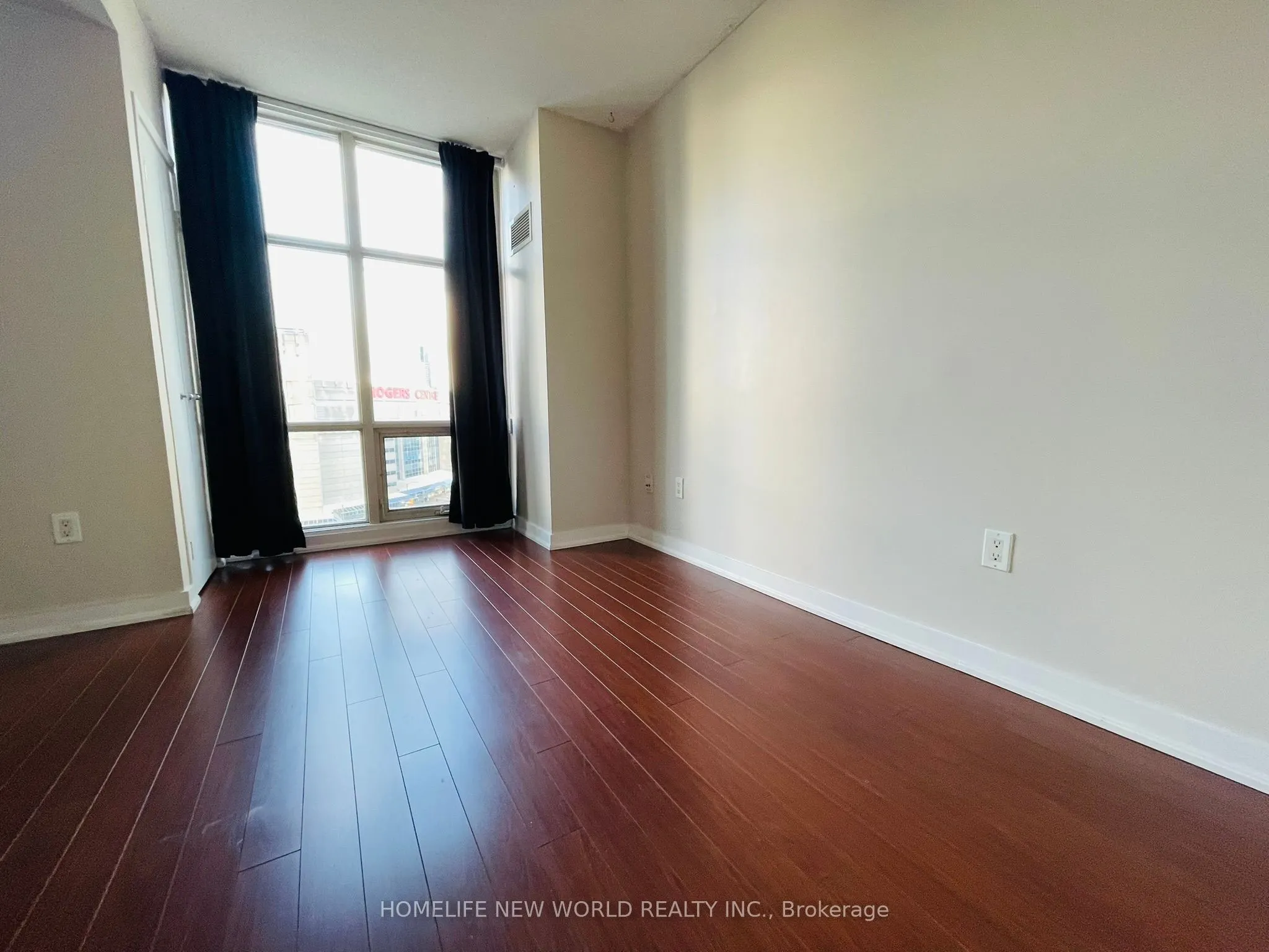 10 Navy Wharf Court, #1009