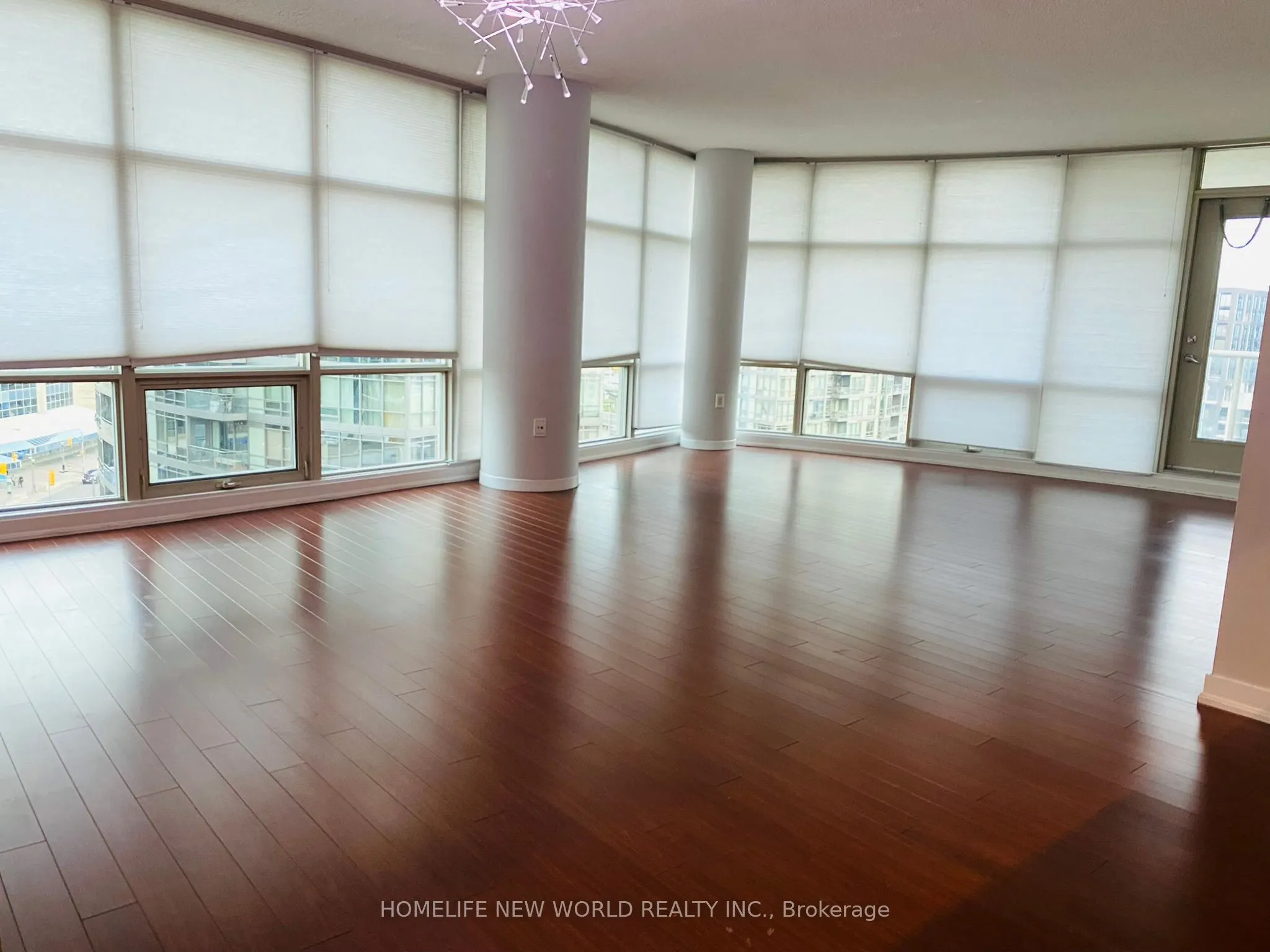 10 Navy Wharf Court, #1009