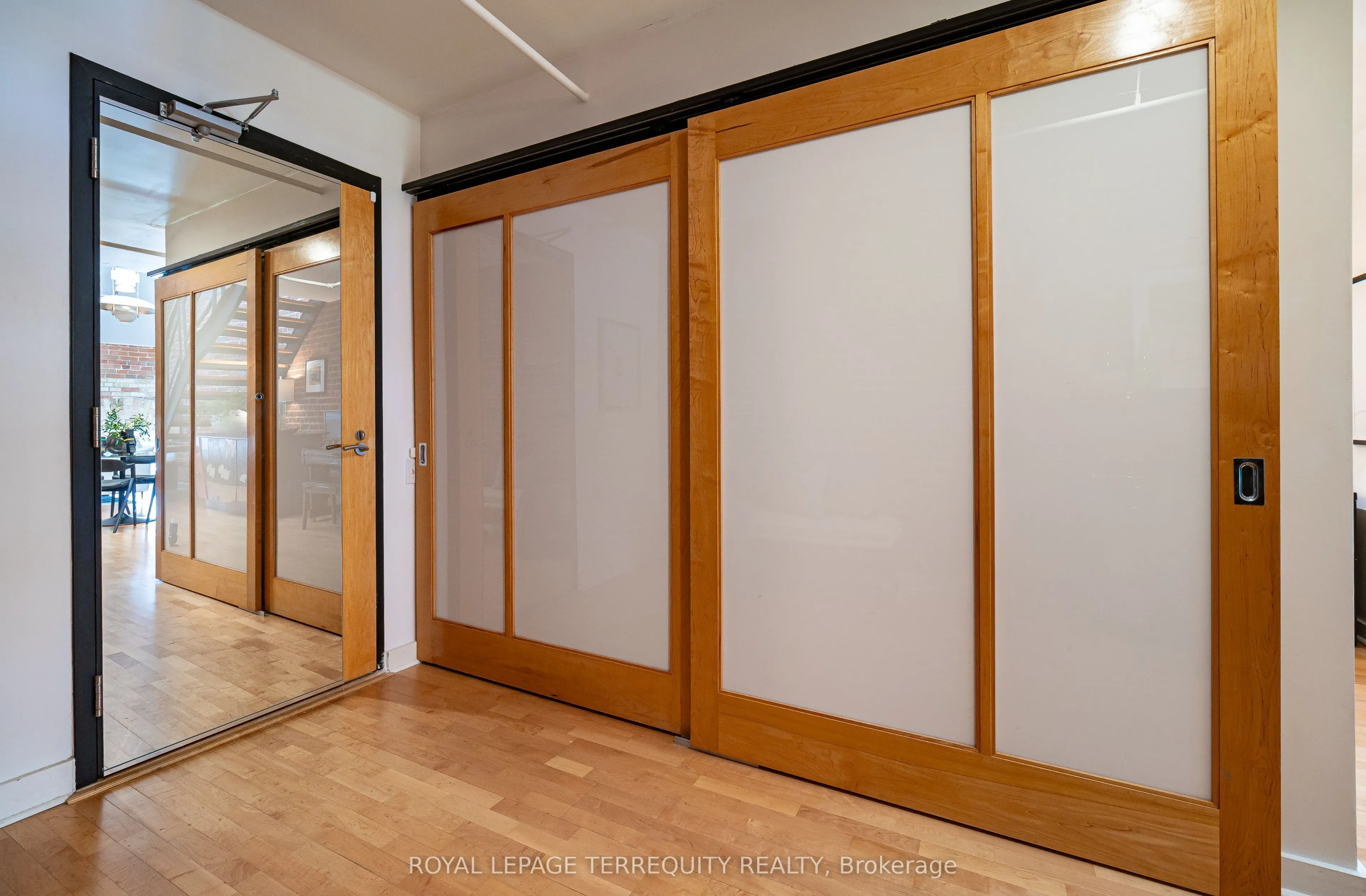 81 Front Street E, #409