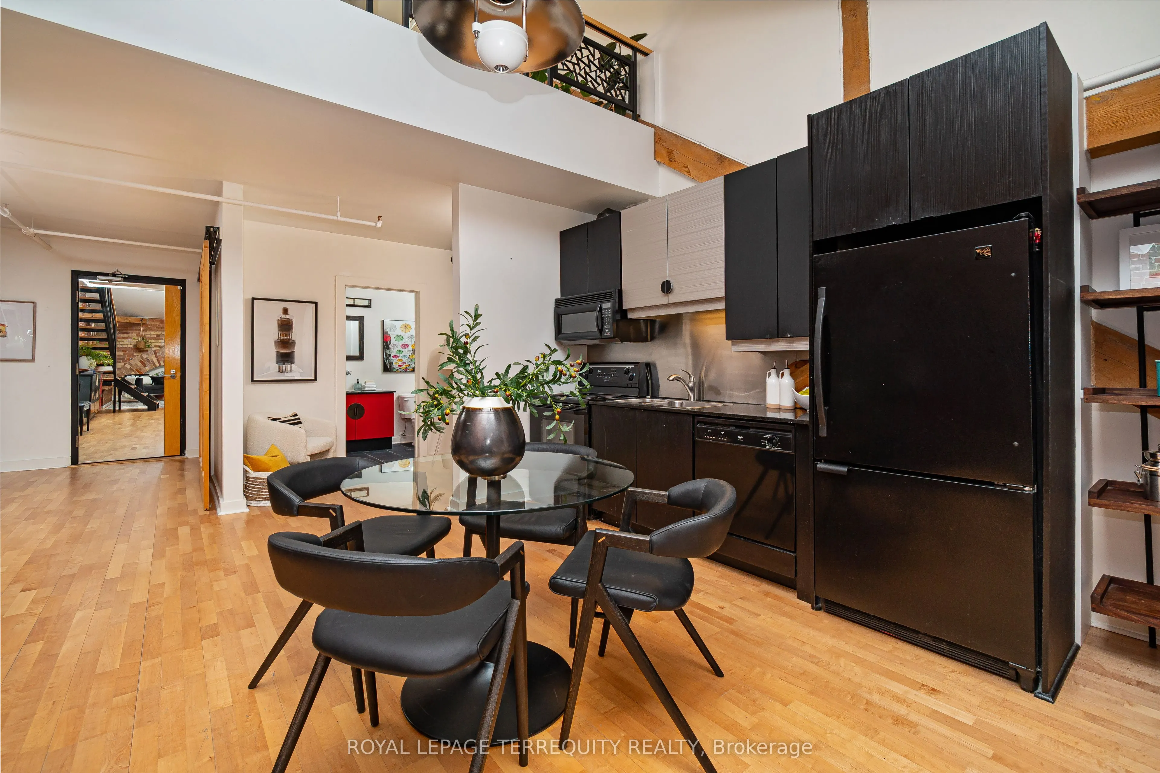 81 Front Street E, #409