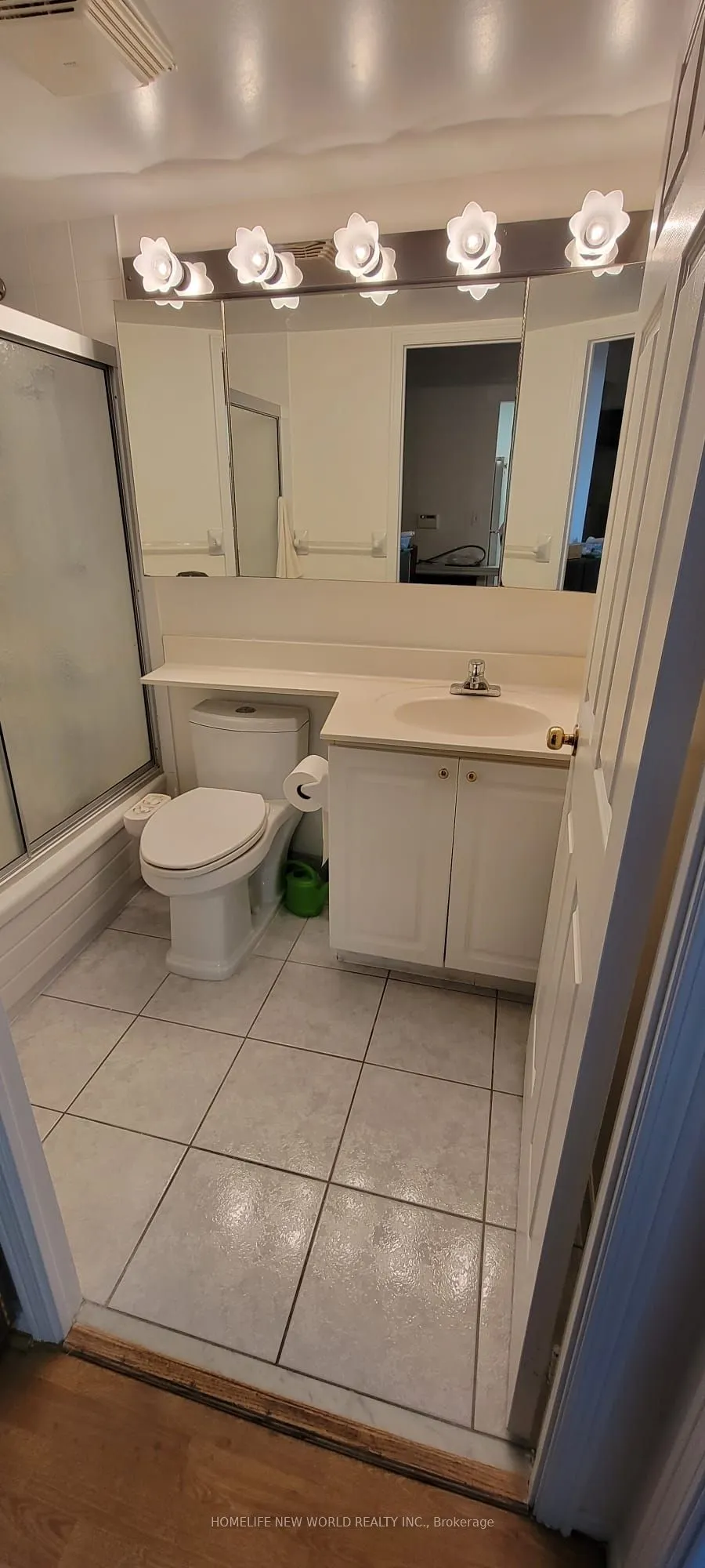 3 pemberton Avenue, #1809