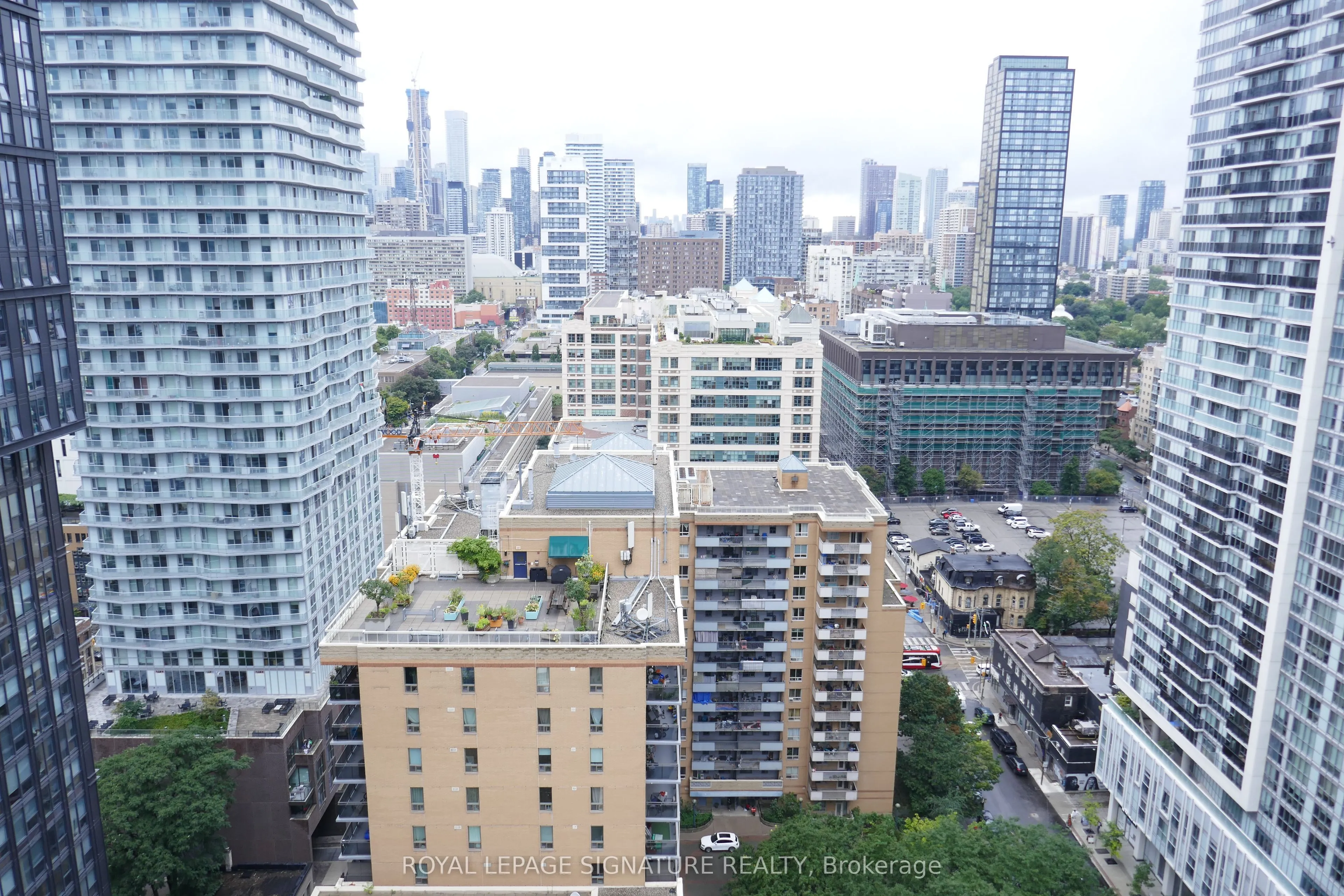 68 Shuter Street, #2710