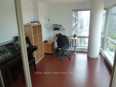 1001 Bay Street, #1114