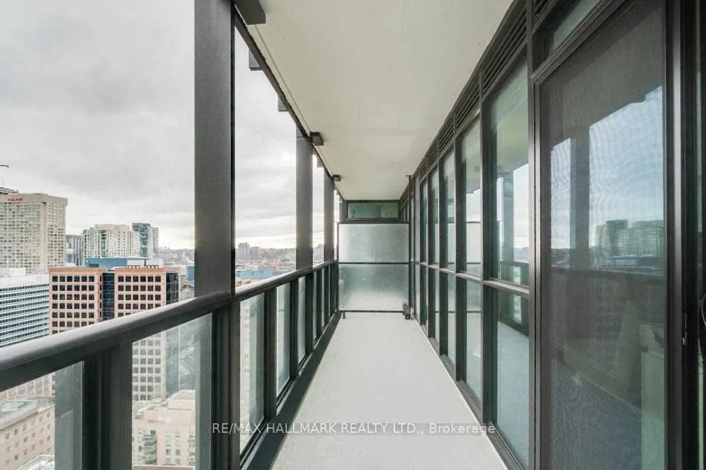 101 Charles Street E, #2505