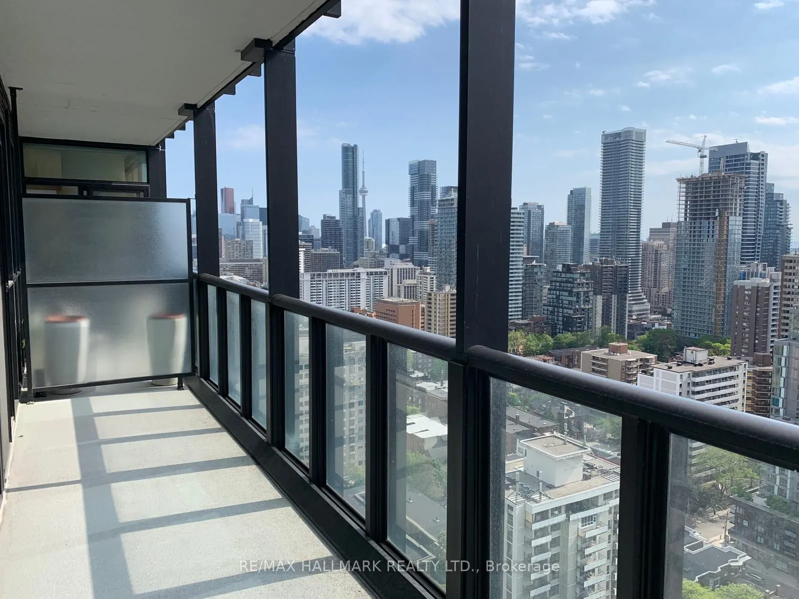 101 Charles Street E, #2505
