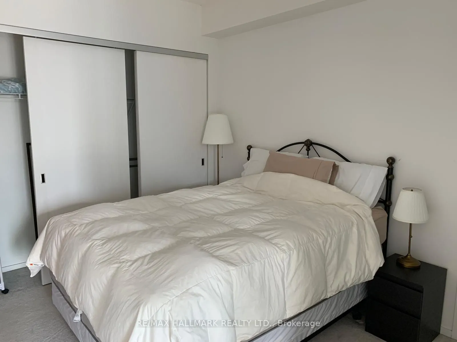 101 Charles Street E, #2505