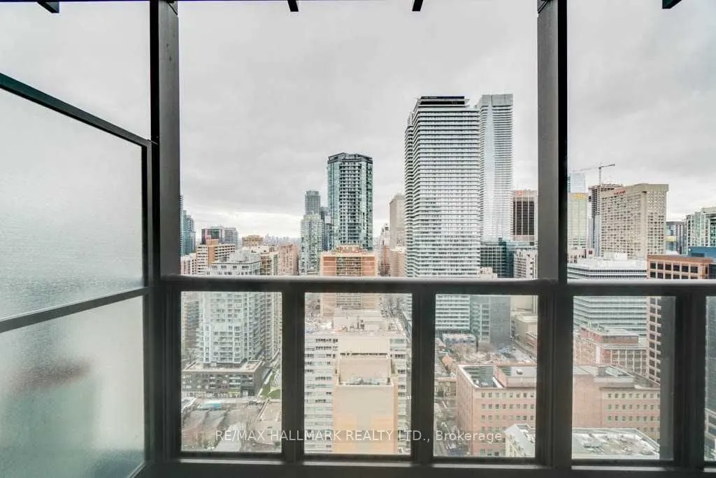 101 Charles Street E, #2505