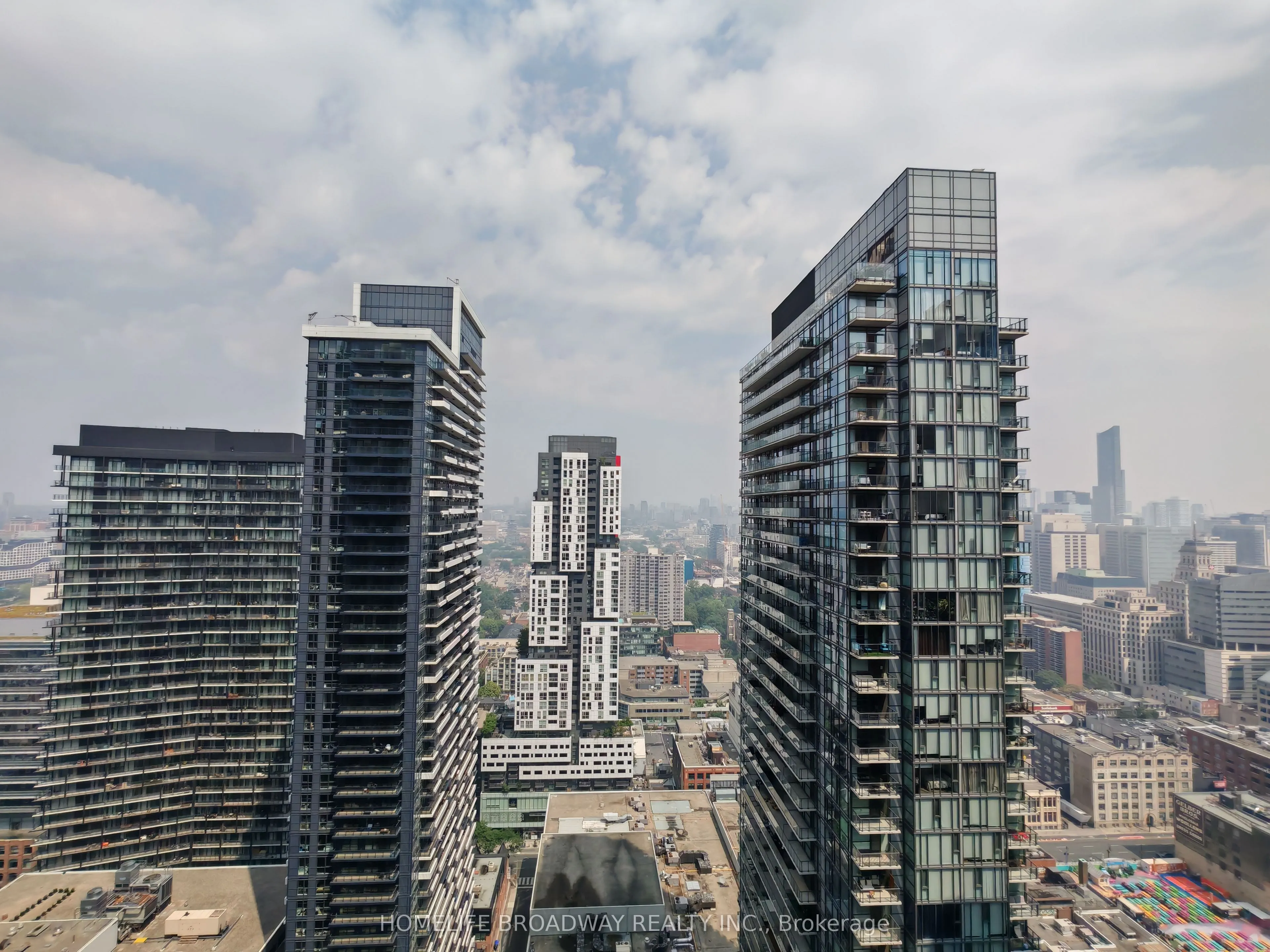 21 Widmer Street, #3403