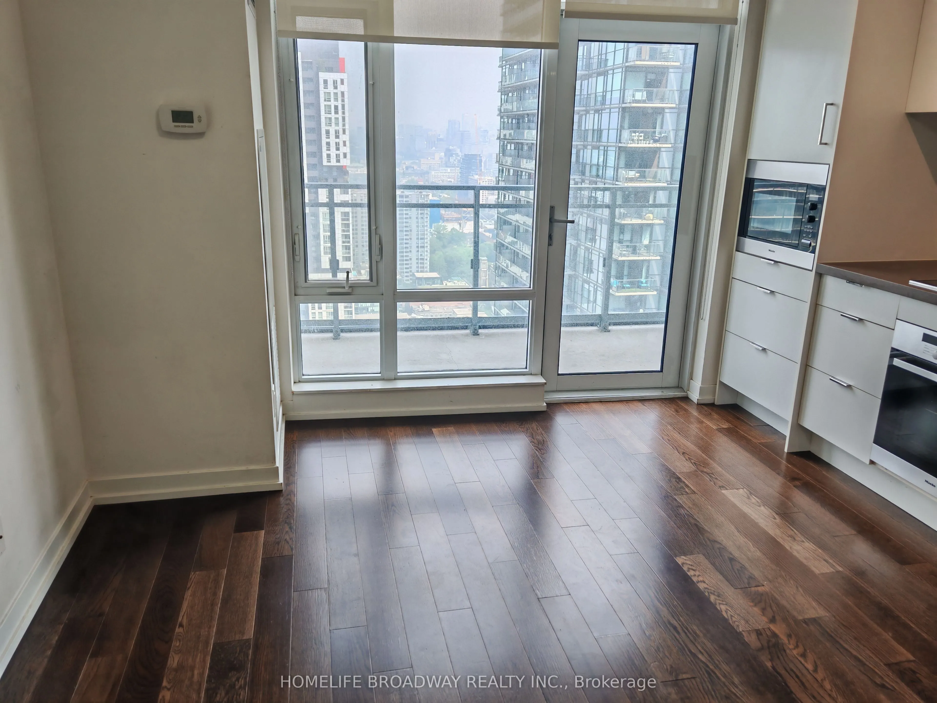 21 Widmer Street, #3403