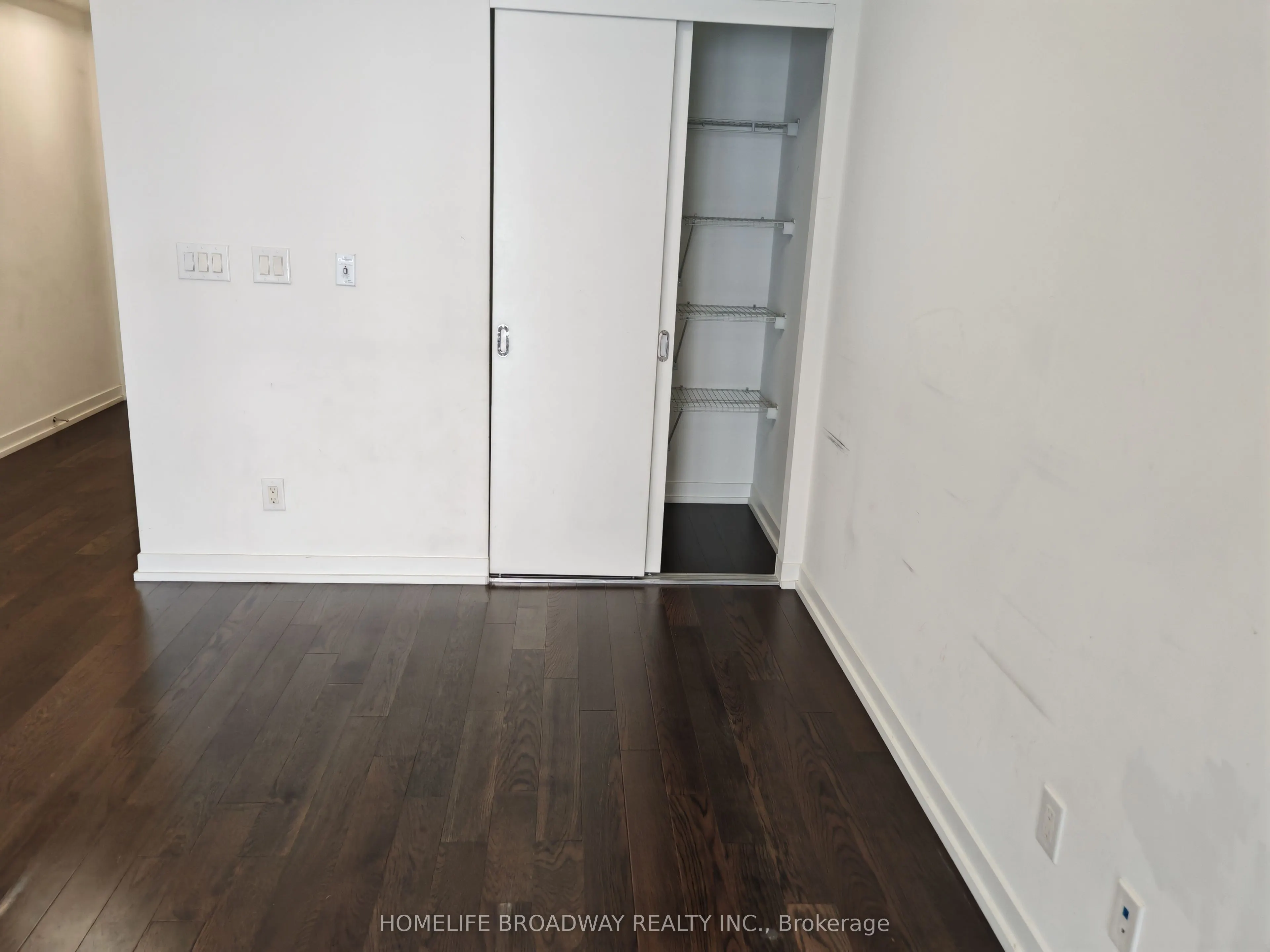 21 Widmer Street, #3403