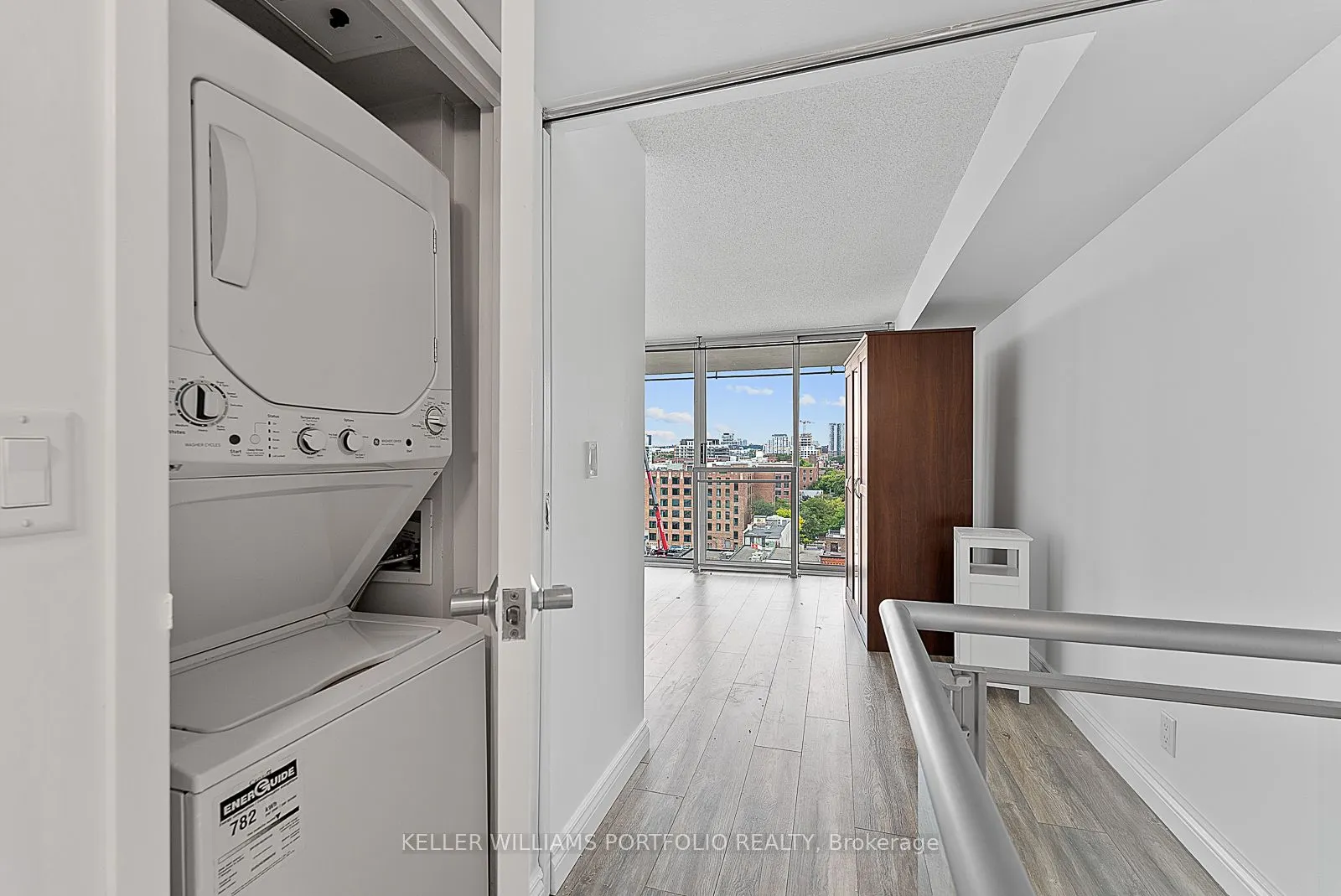 388 Richmond Street W, #918