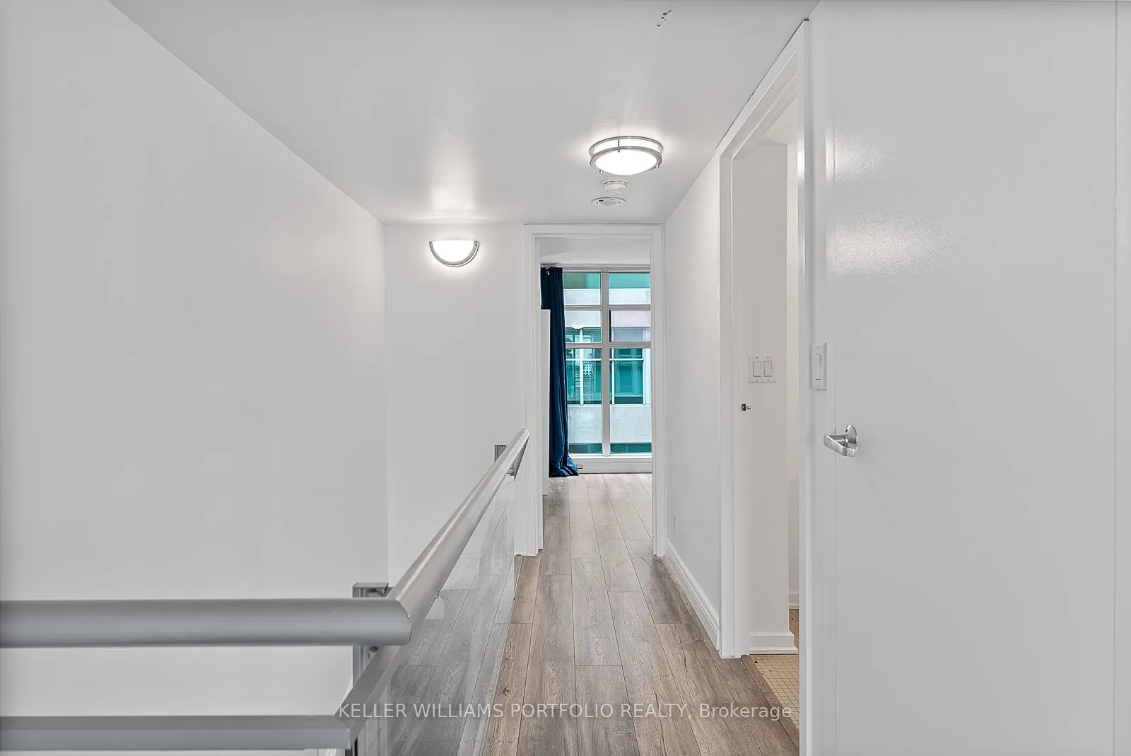 388 Richmond Street W, #918