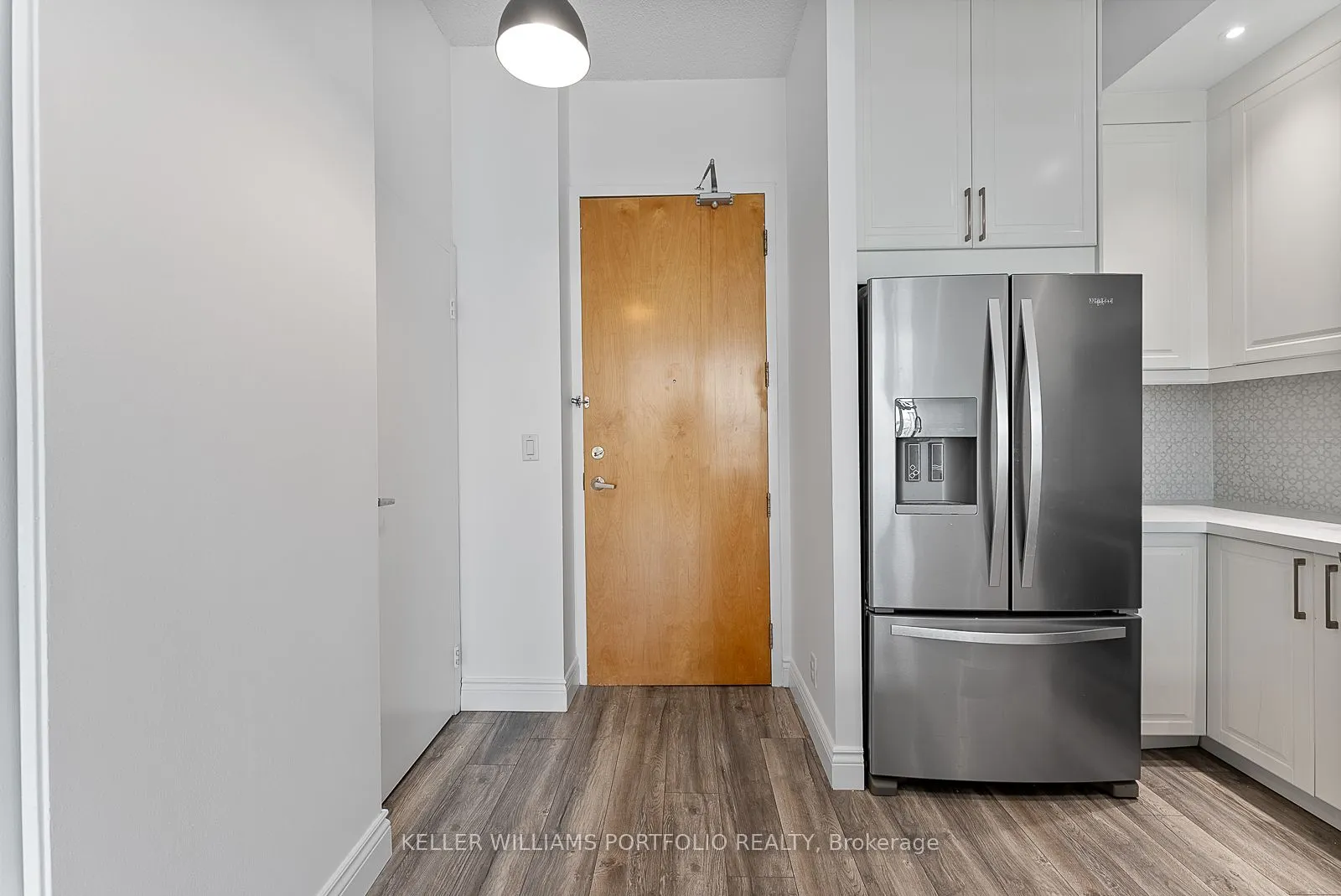 388 Richmond Street W, #918