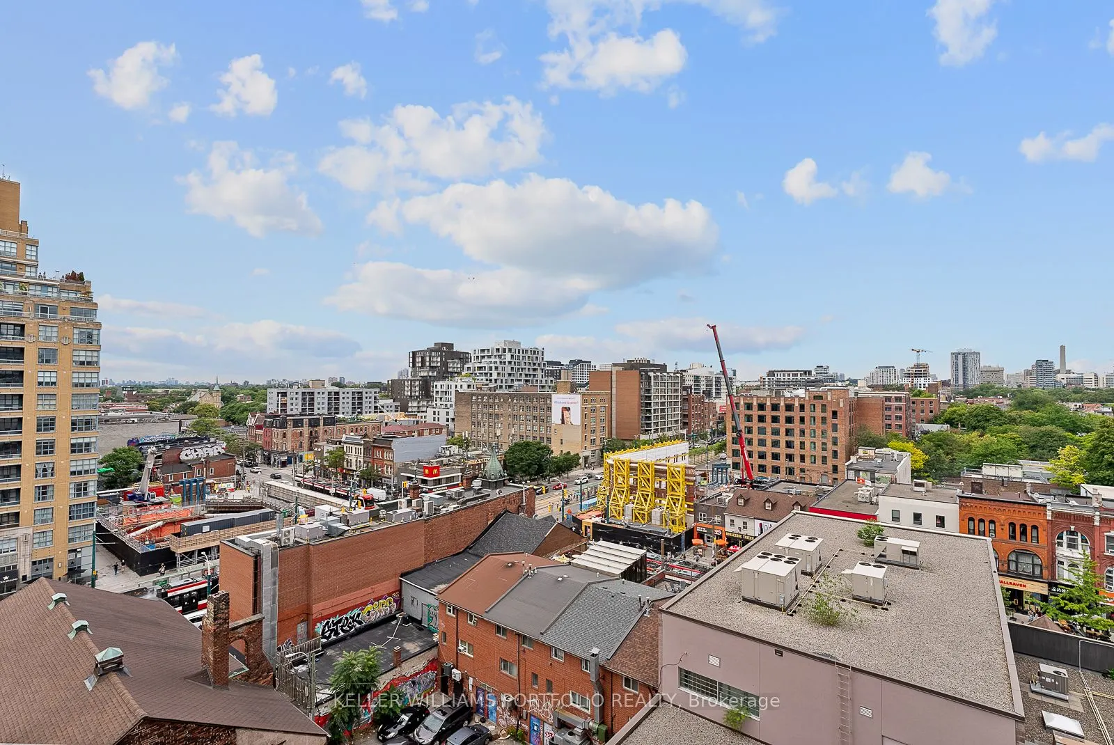 388 Richmond Street W, #918