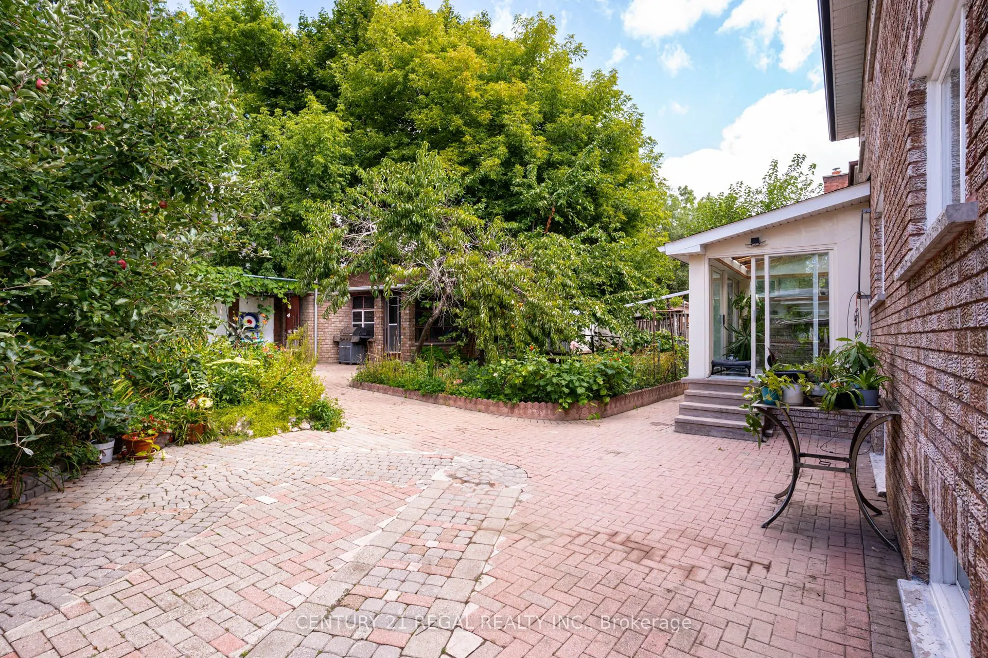 52 Ranee Avenue