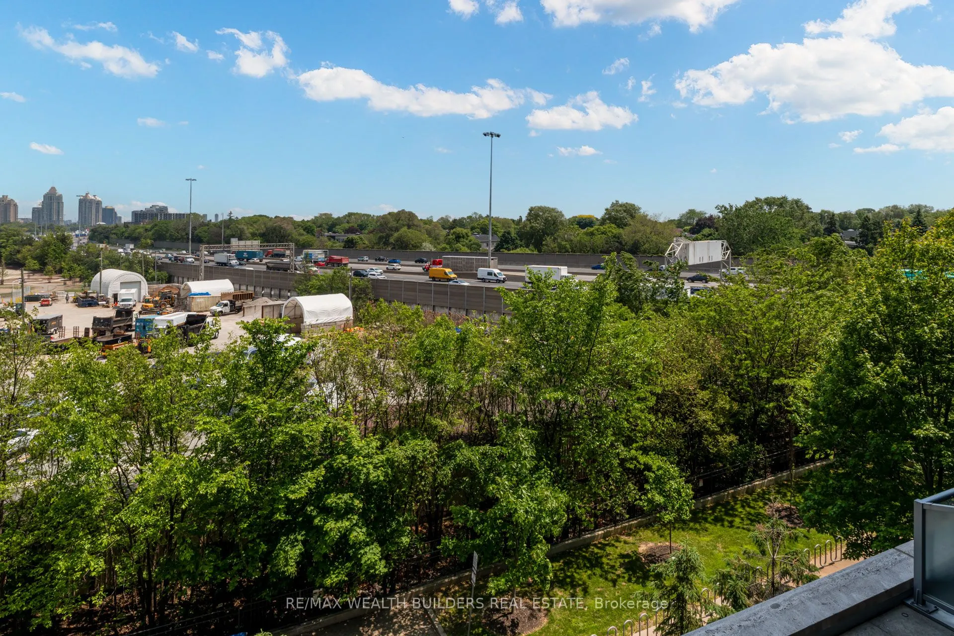 120 Harrison Garden Boulevard, #418