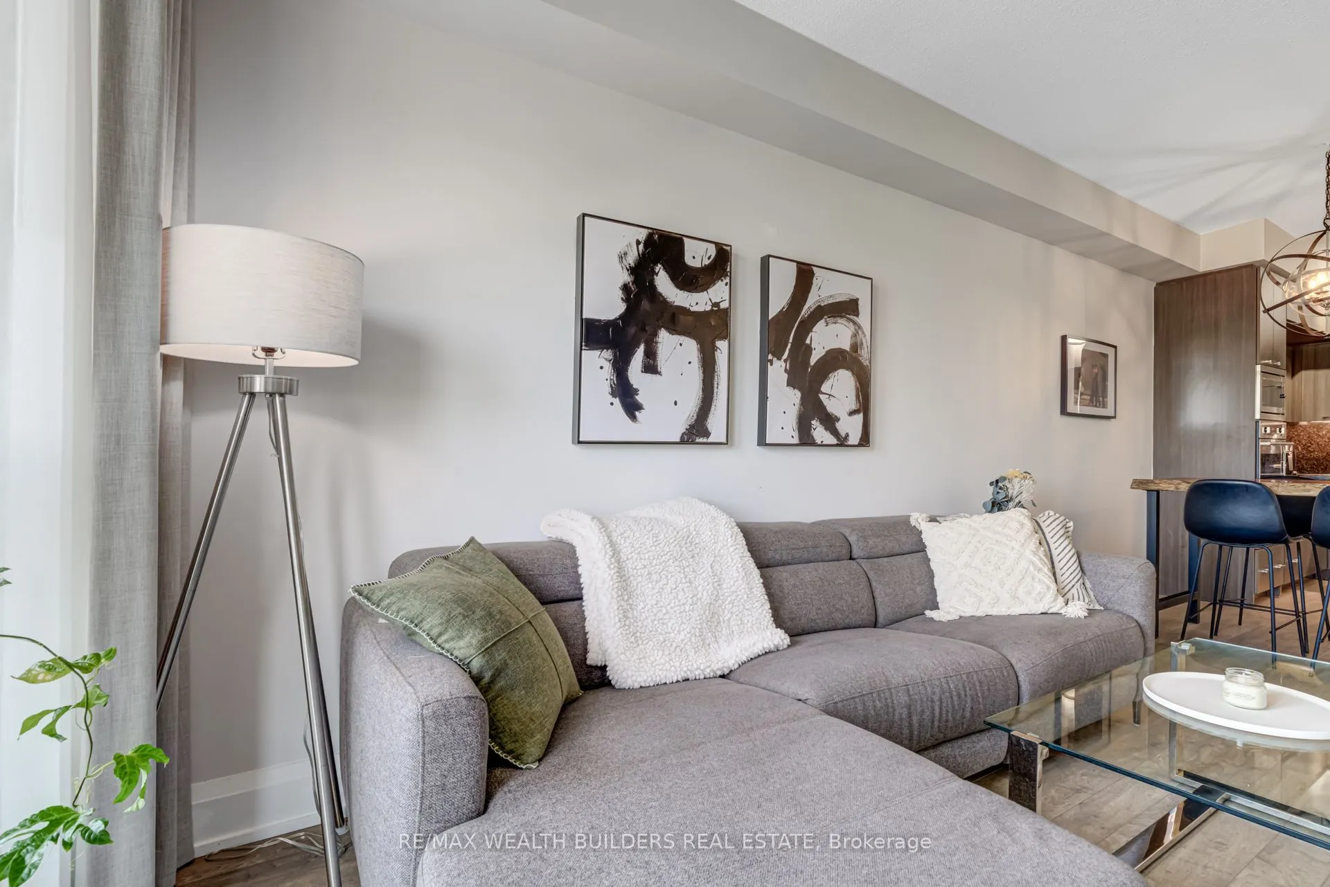120 Harrison Garden Boulevard, #418