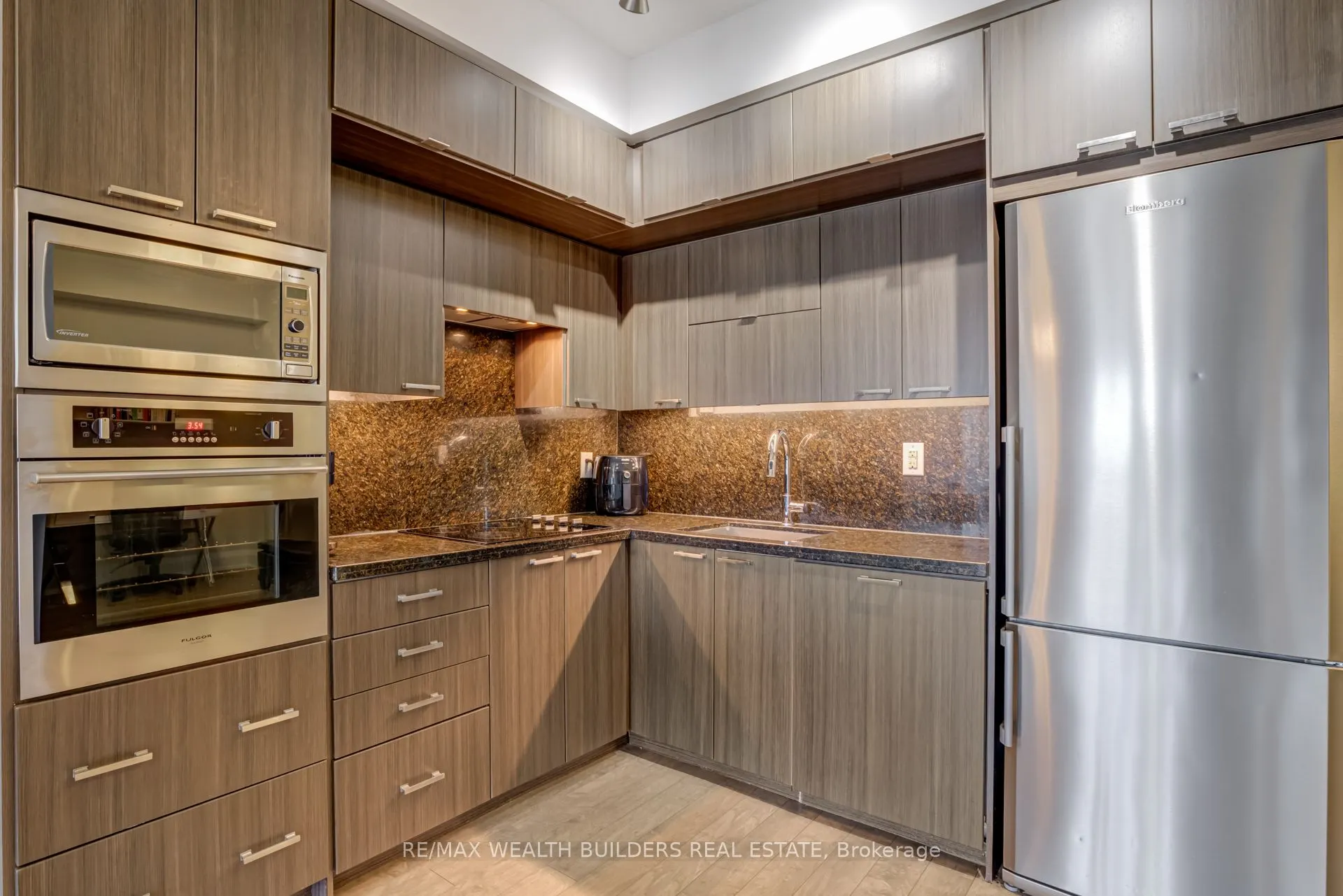 120 Harrison Garden Boulevard, #418