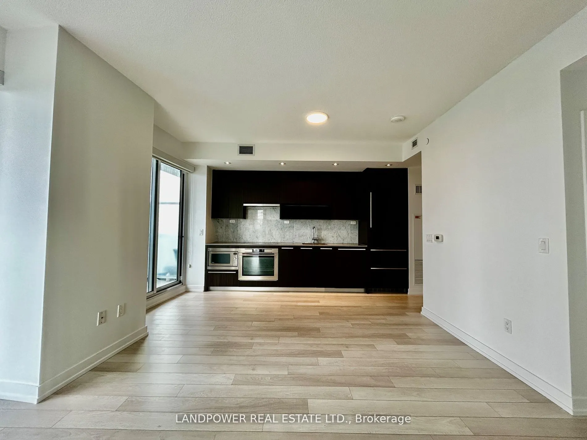117 McMahon Drive, #2303