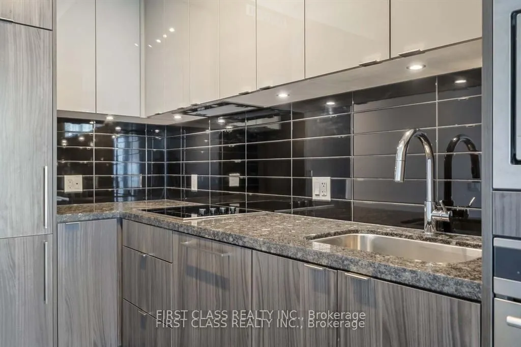 115 Blue Jays Way, #4510