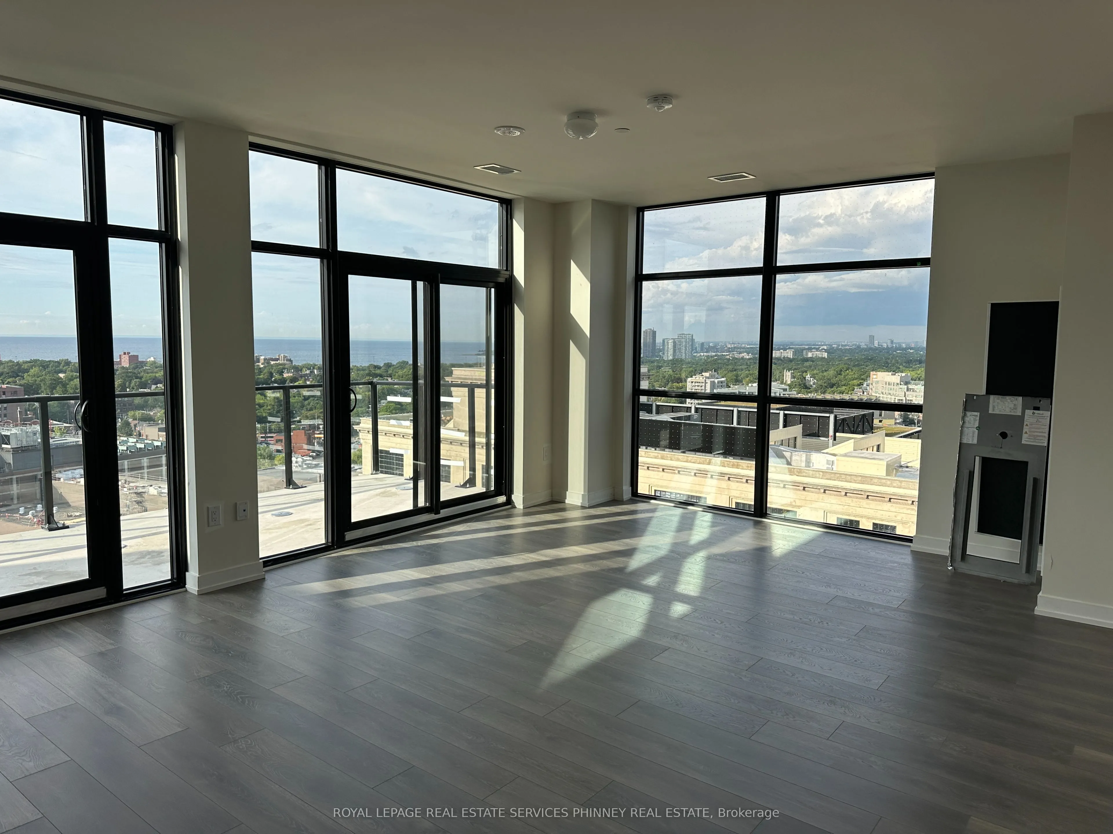 181 Sterling Road, #PH04