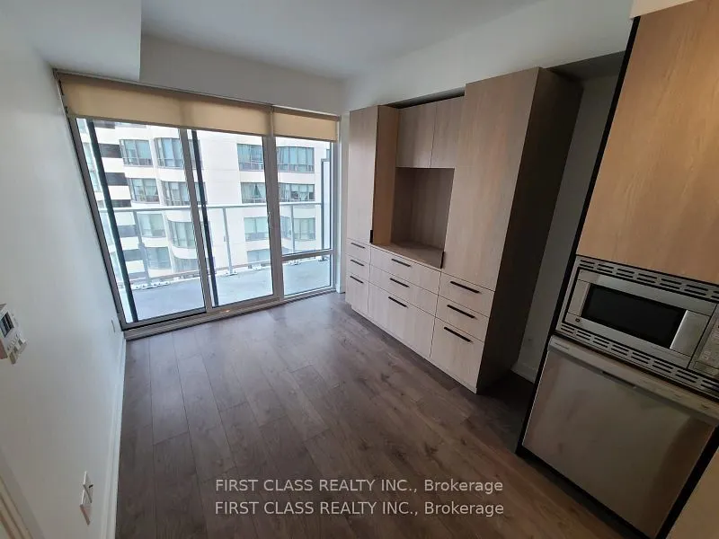 18 Maitland Terrace, #801