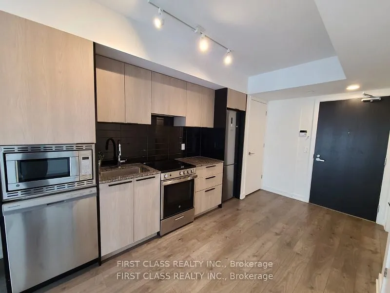 18 Maitland Terrace, #801