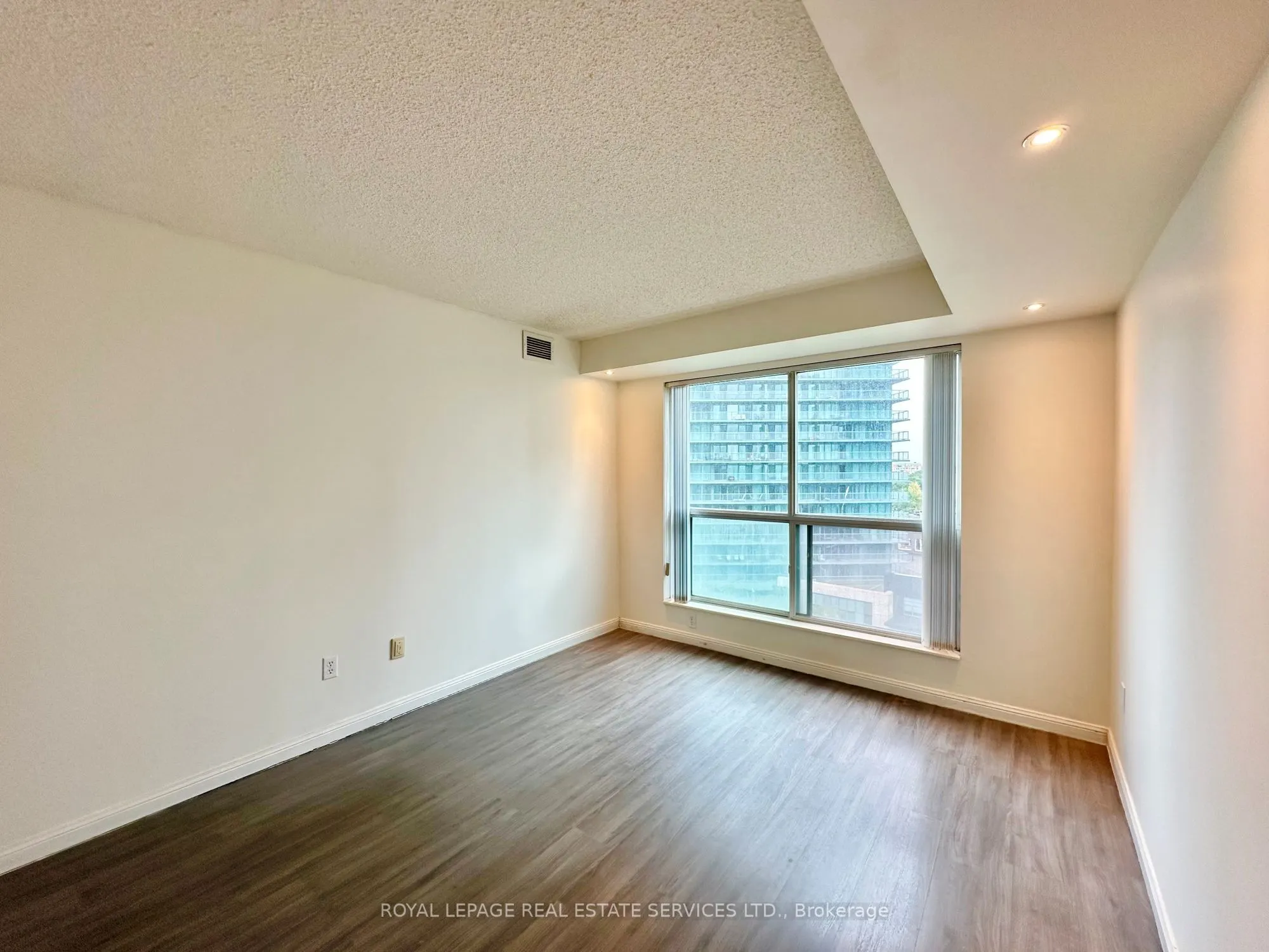 23 Lorraine Drive, #918