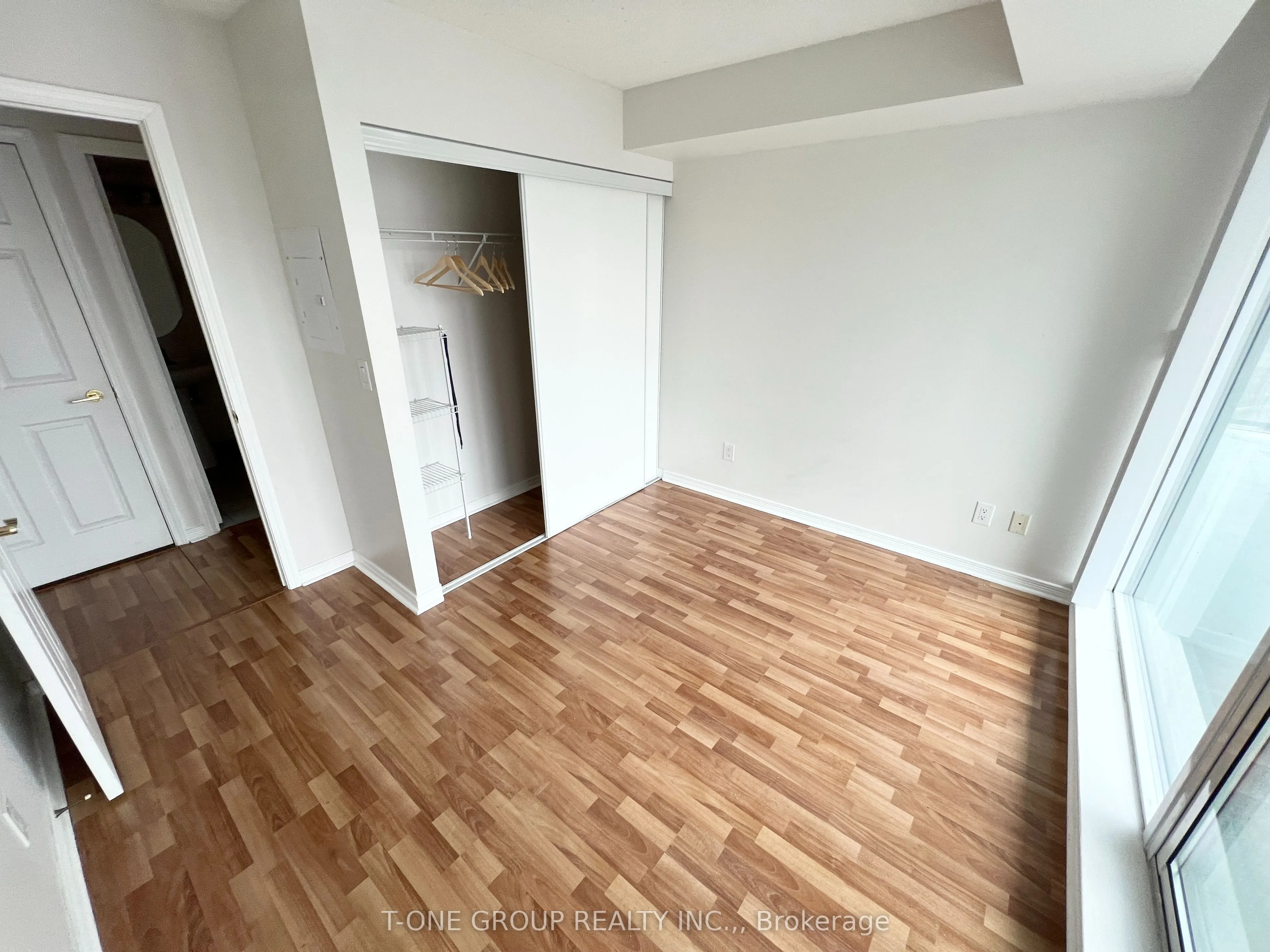 5500 YONGE Street, #1202