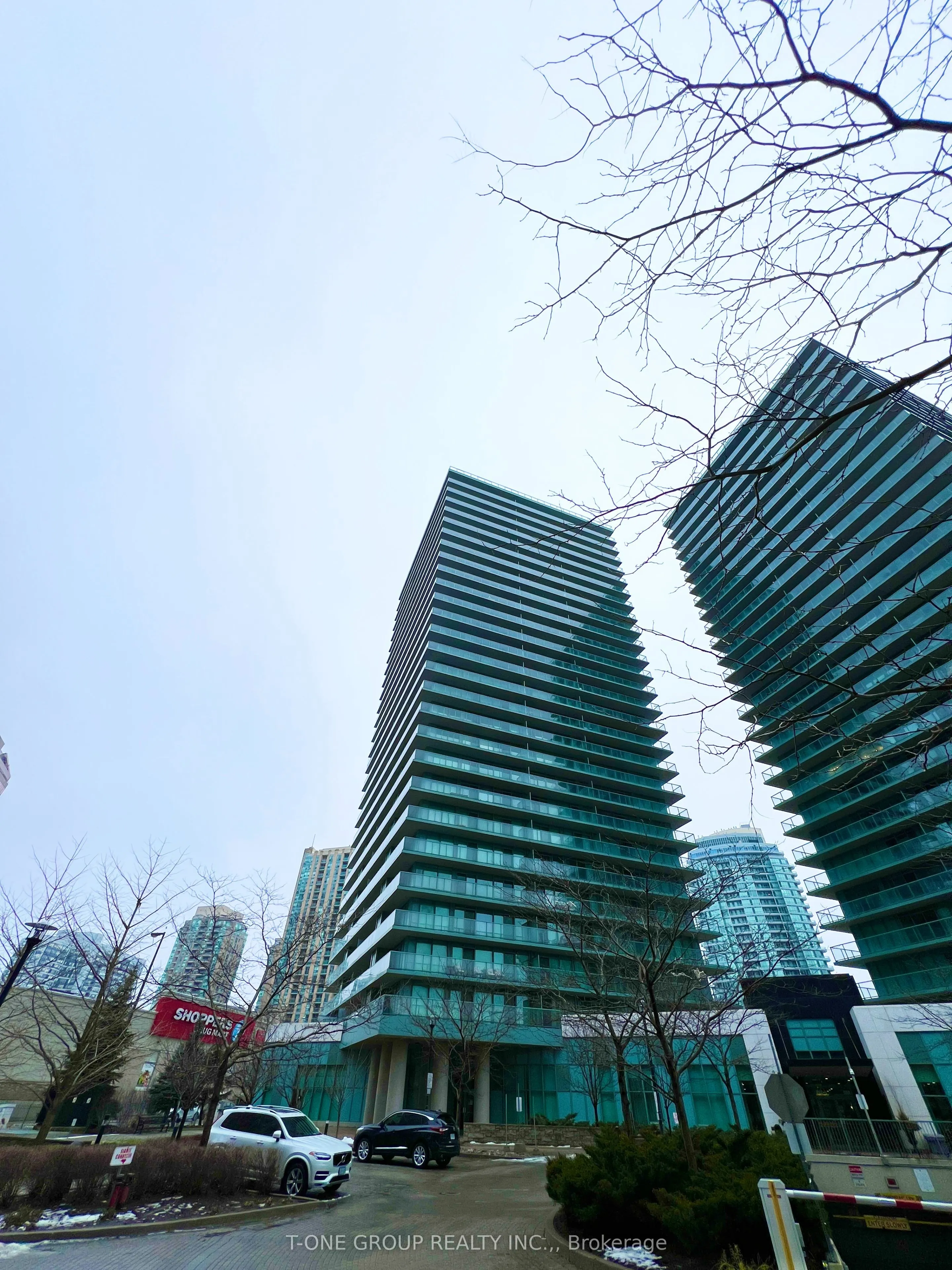 5500 YONGE Street, #1202