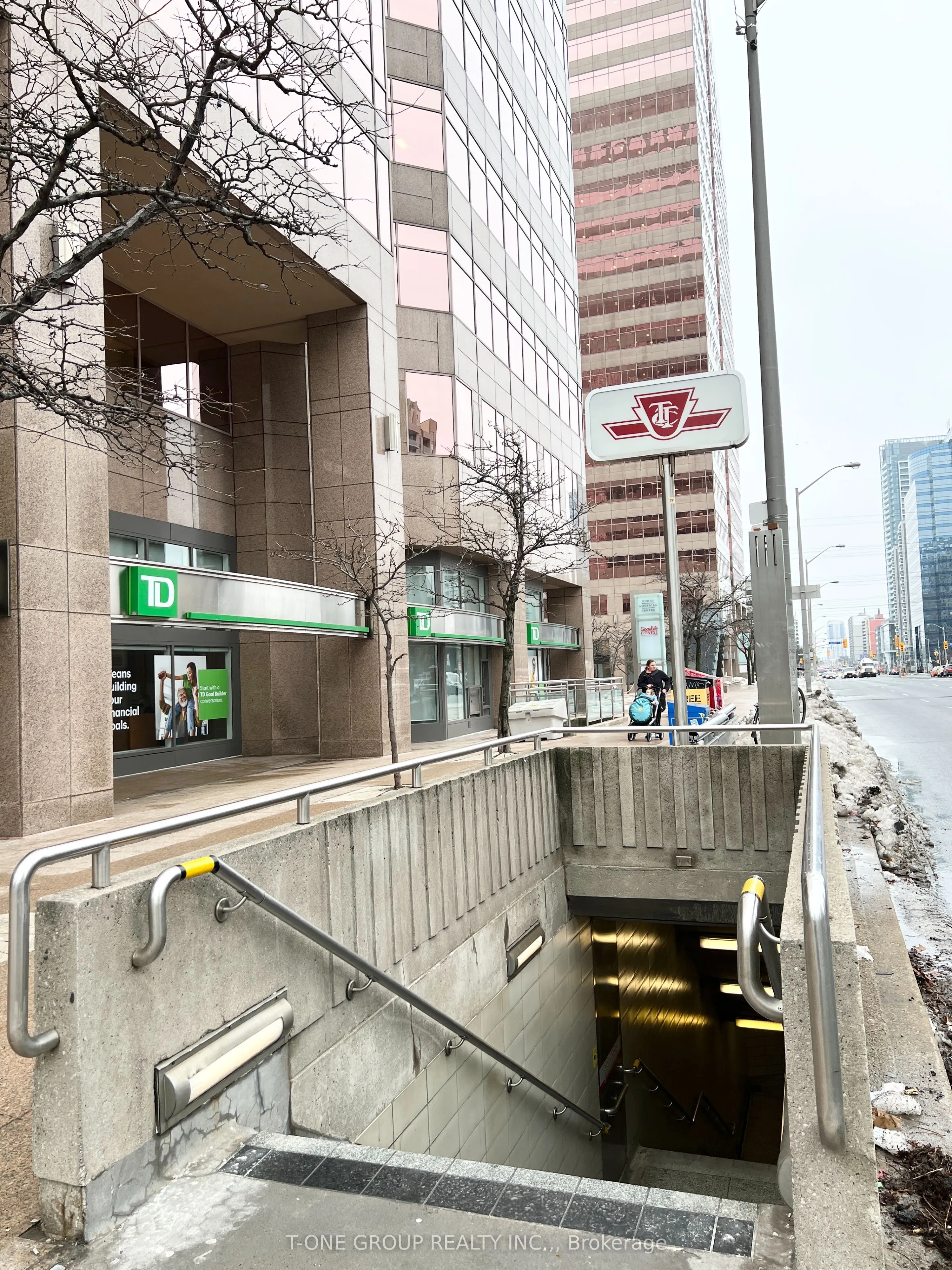 5500 YONGE Street, #1202
