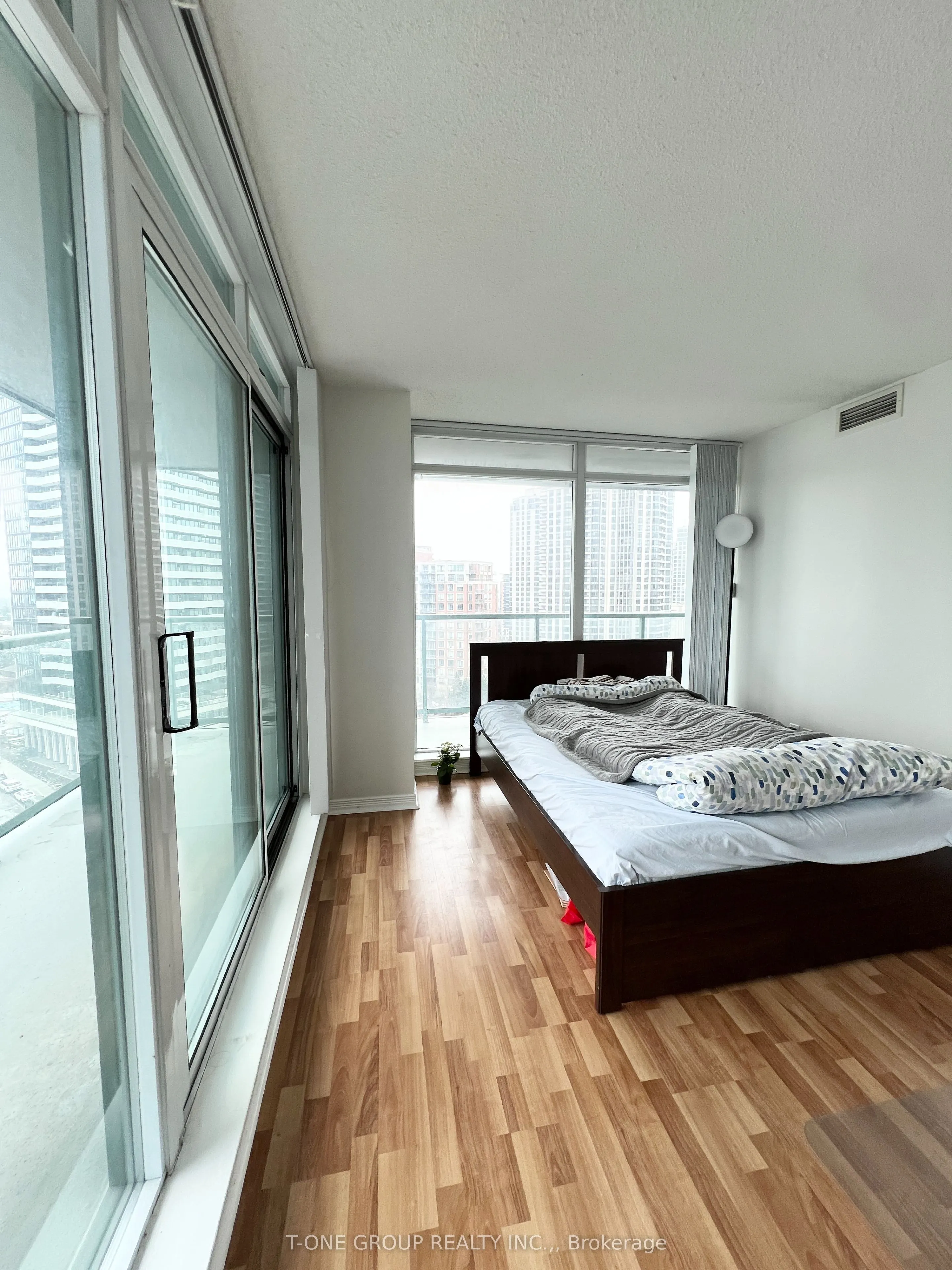 5500 YONGE Street, #1202