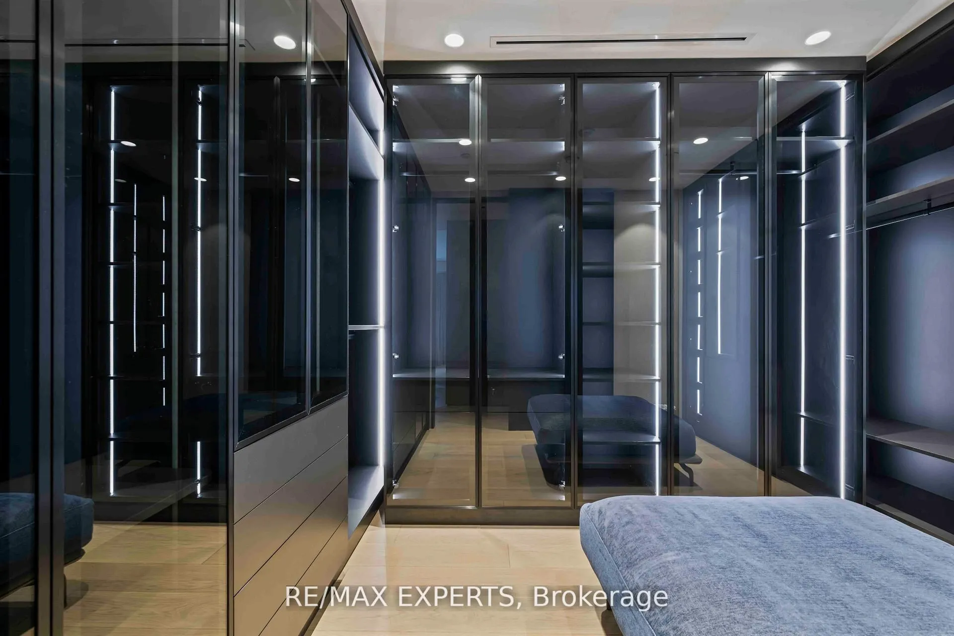 1700 Avenue Road, #702