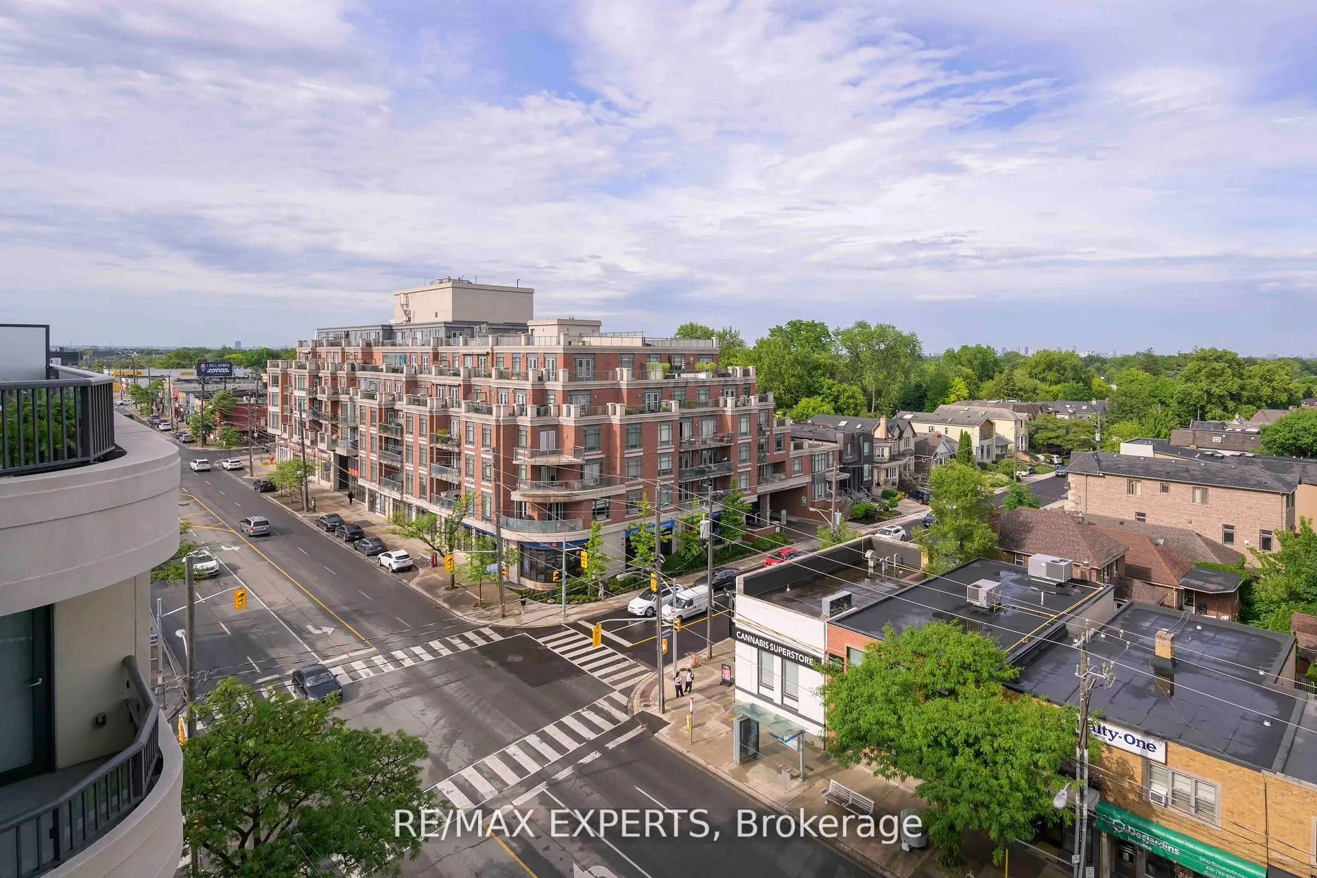 1700 Avenue Road, #702