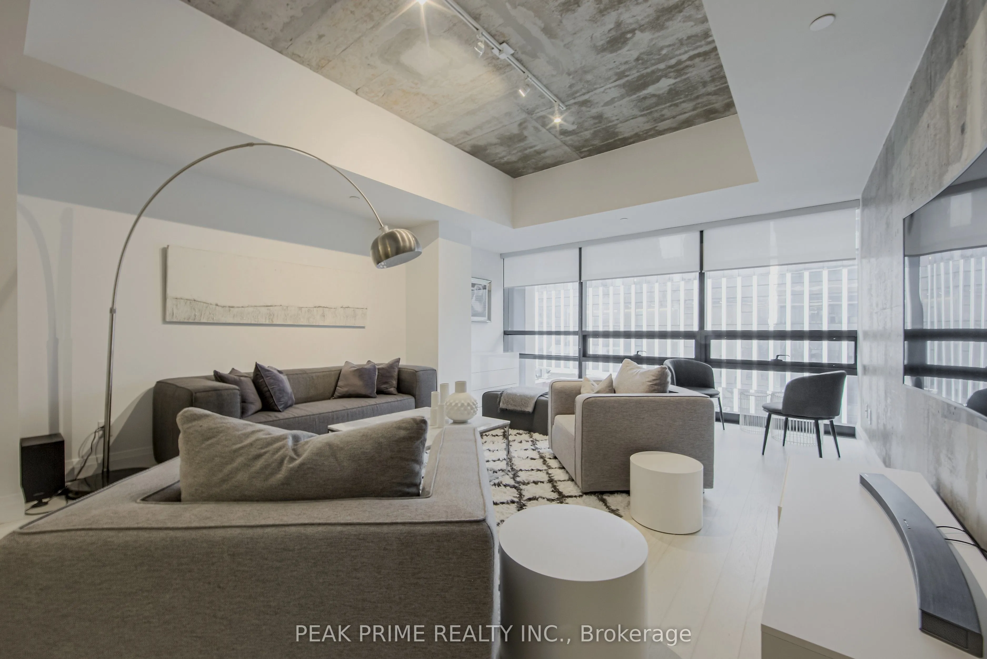 224 King Street W, #501