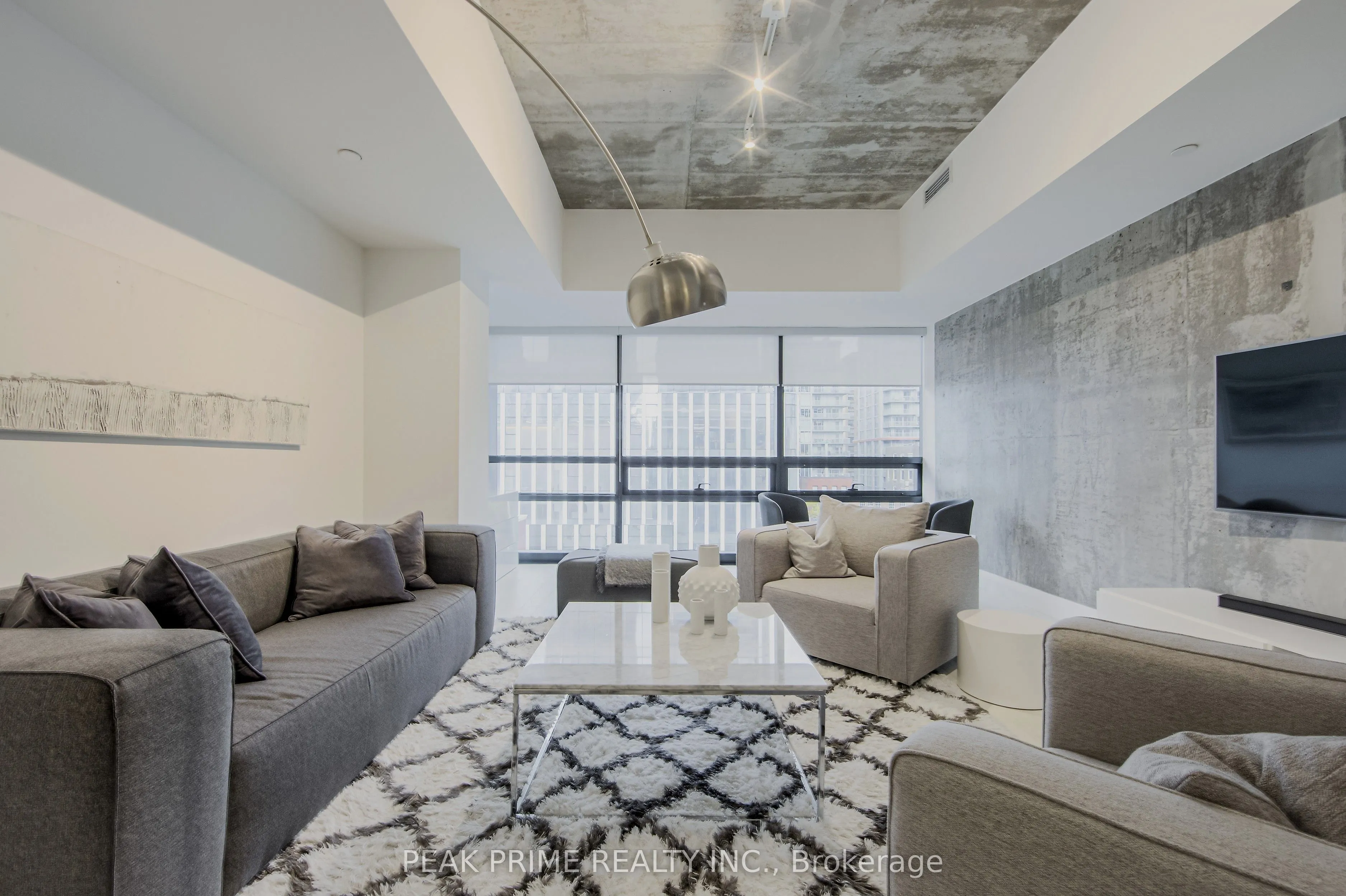 224 King Street W, #501