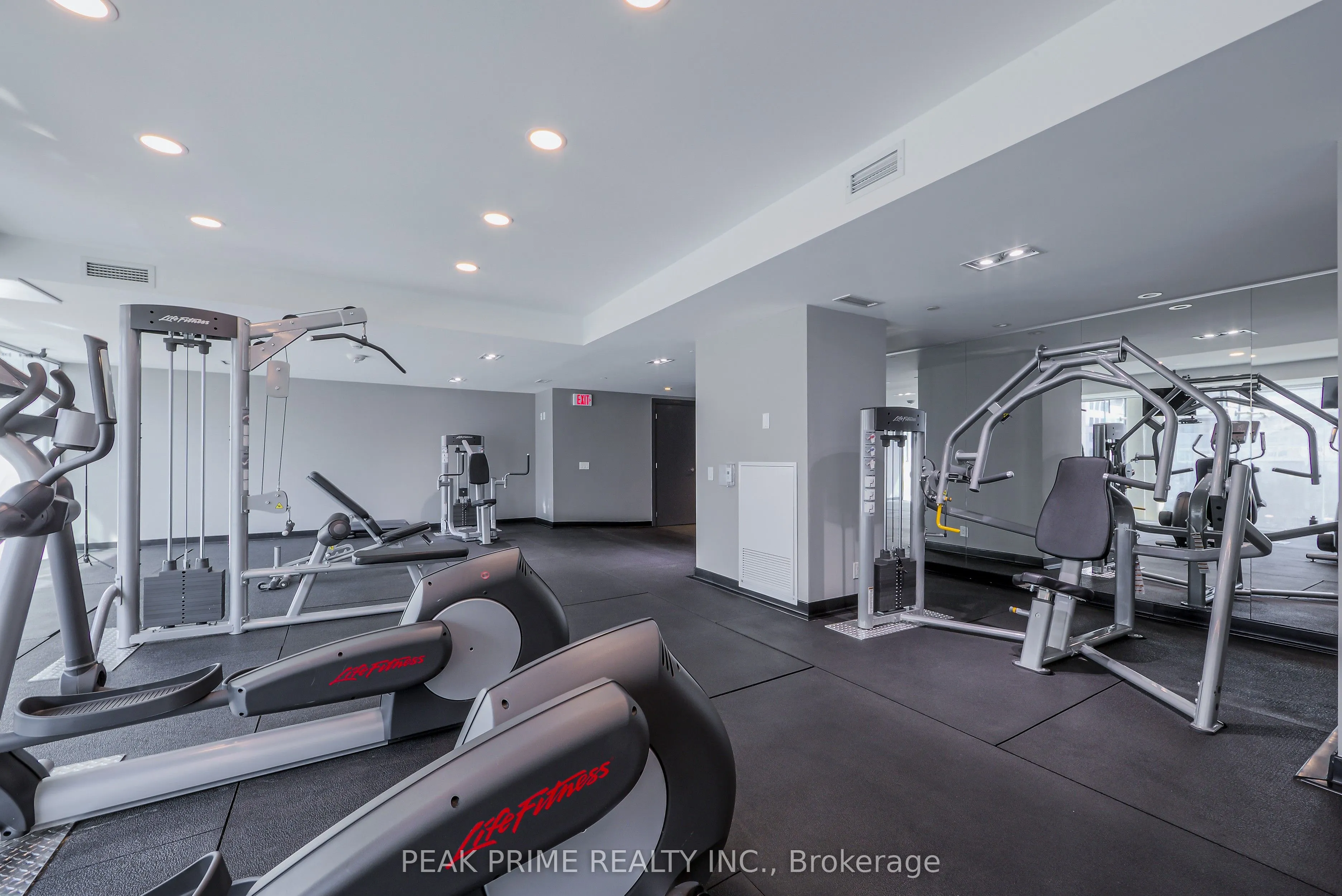 224 King Street W, #501
