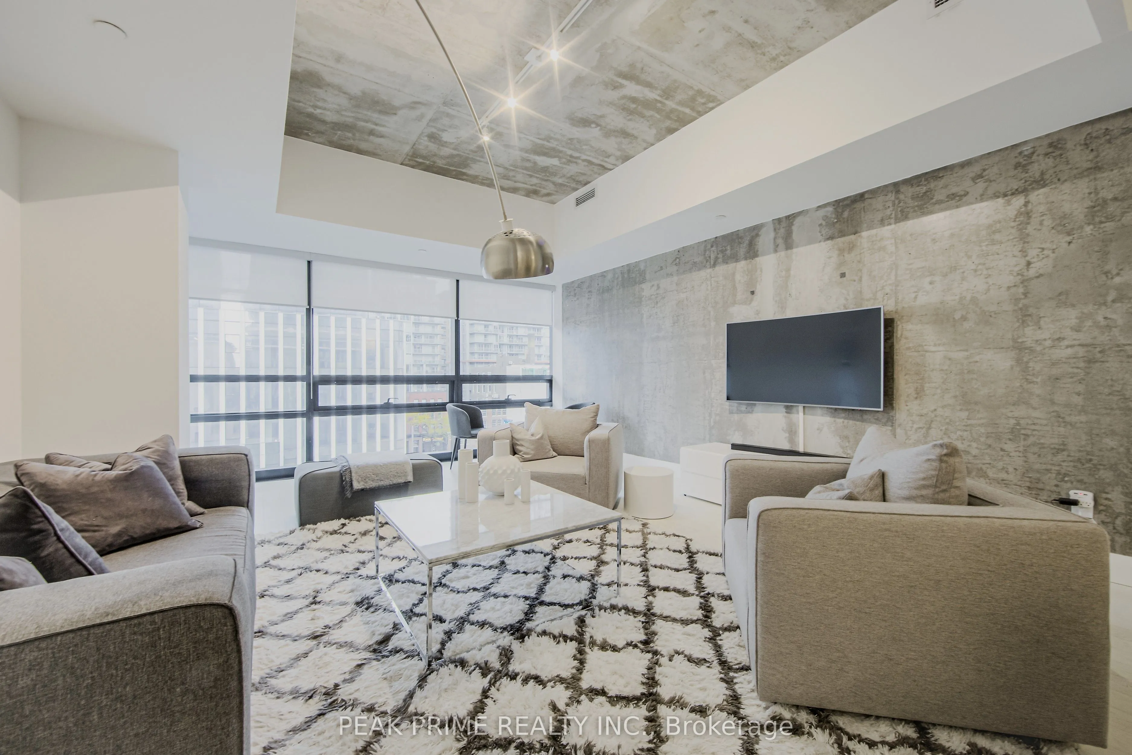 224 King Street W, #501