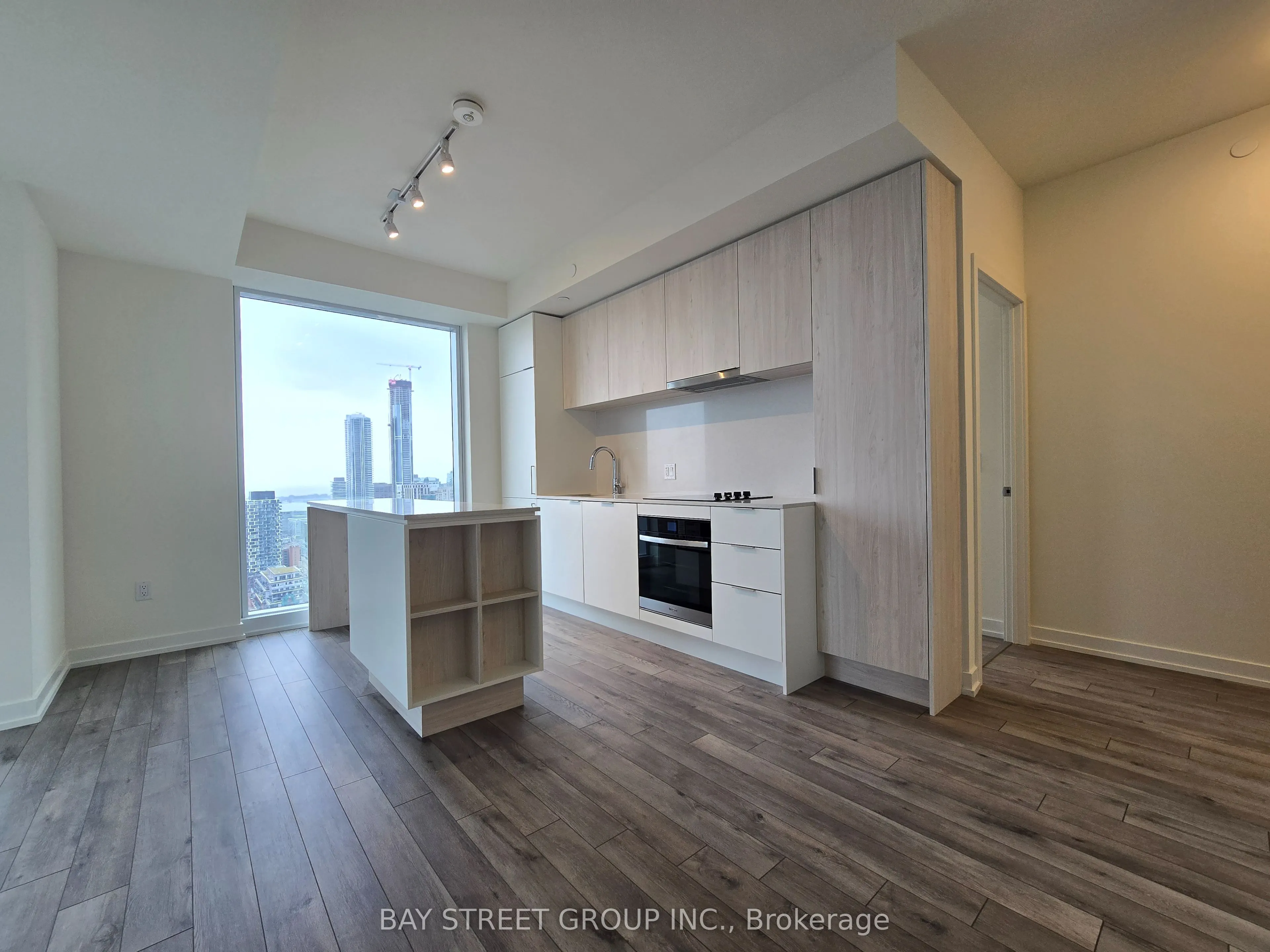 89 Church Street, #3807