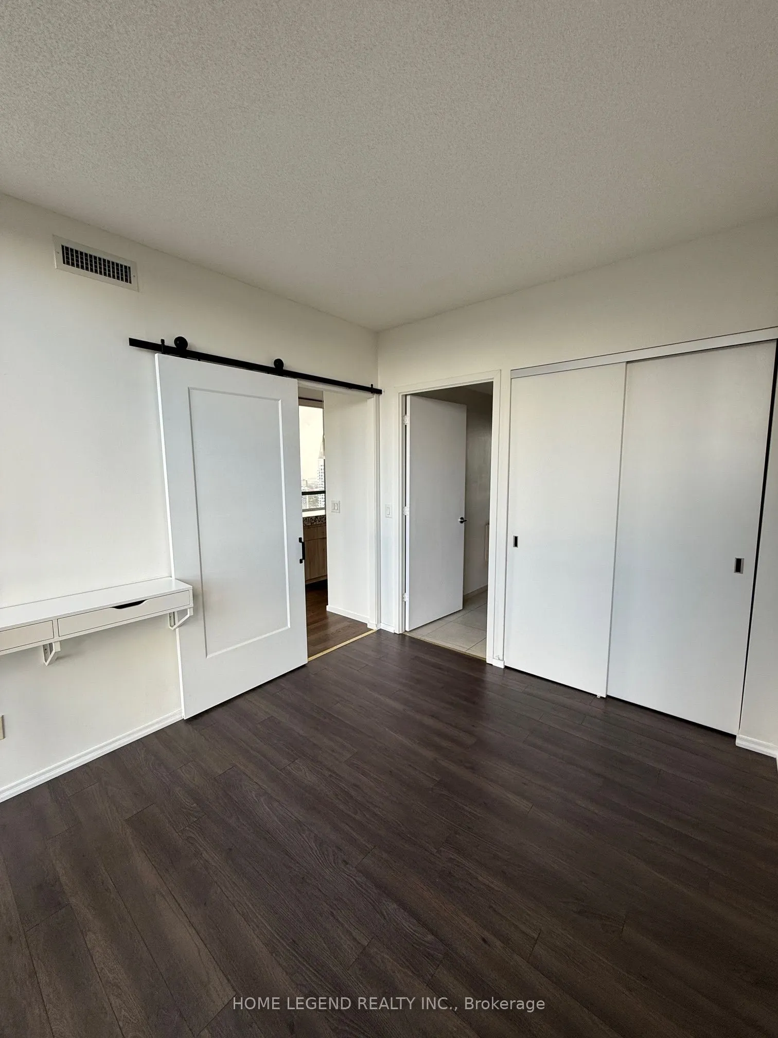 101 Charles Street E, #3410