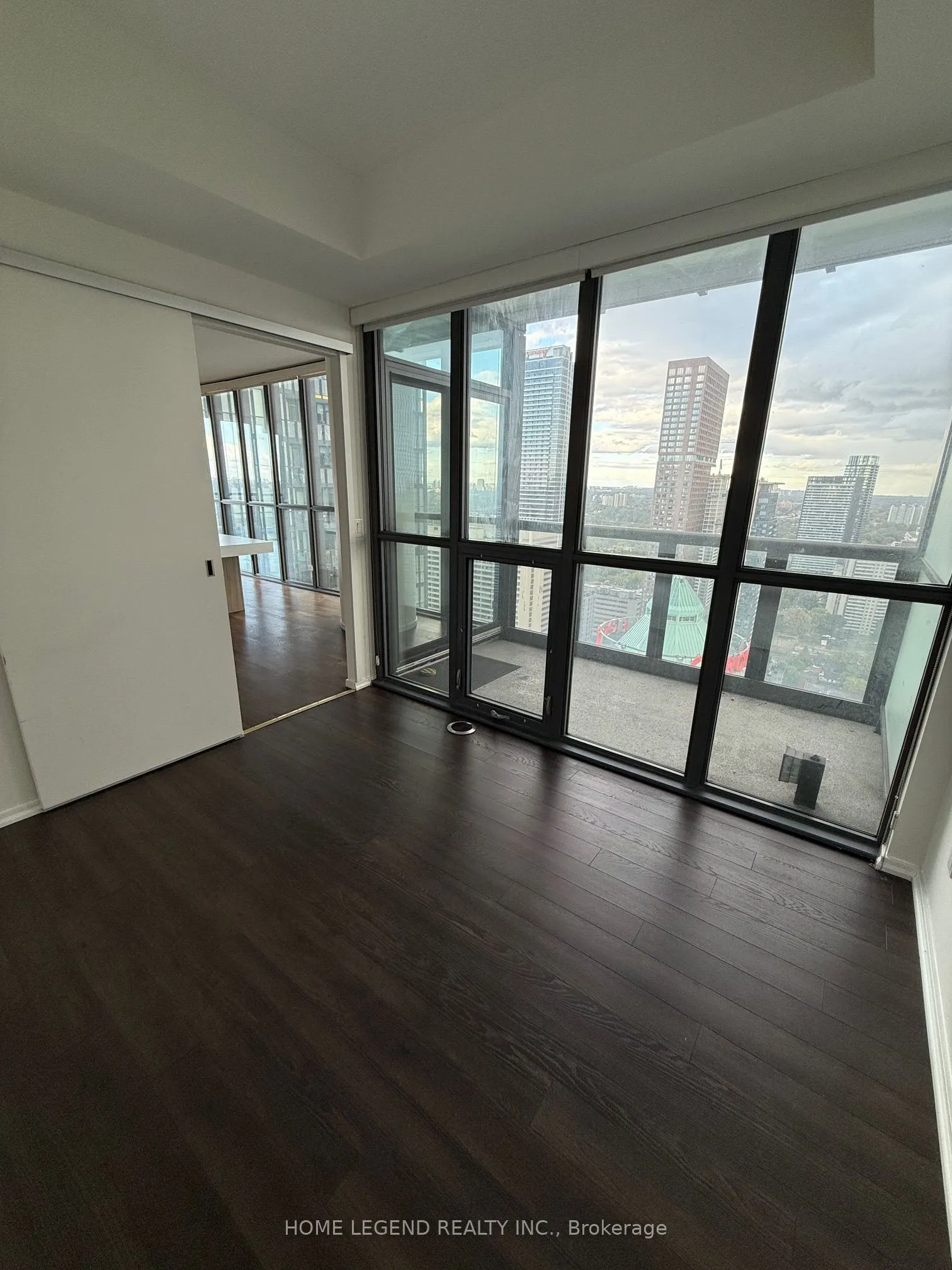 101 Charles Street E, #3410