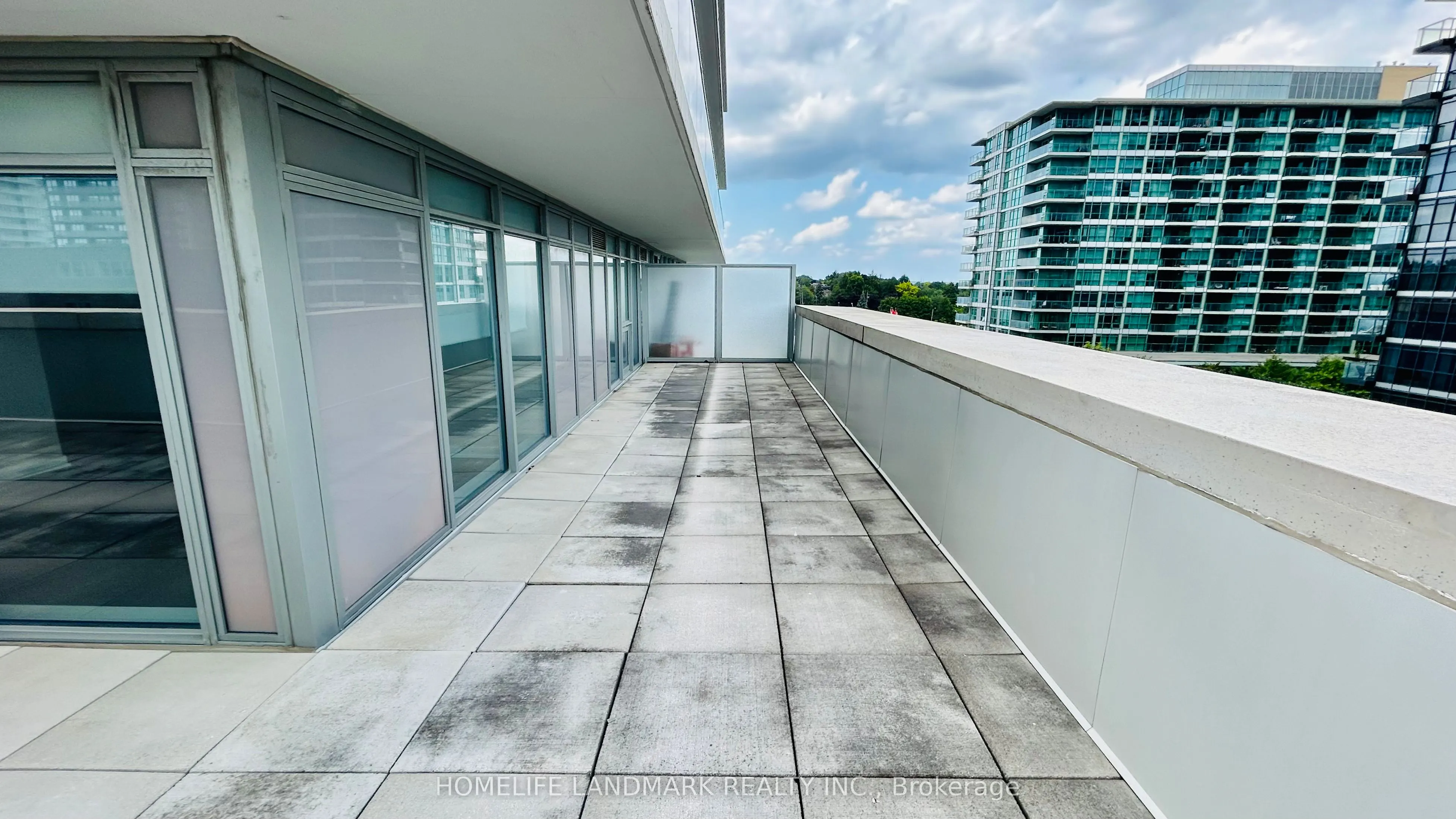 72 Esther Shiner Boulevard, #318