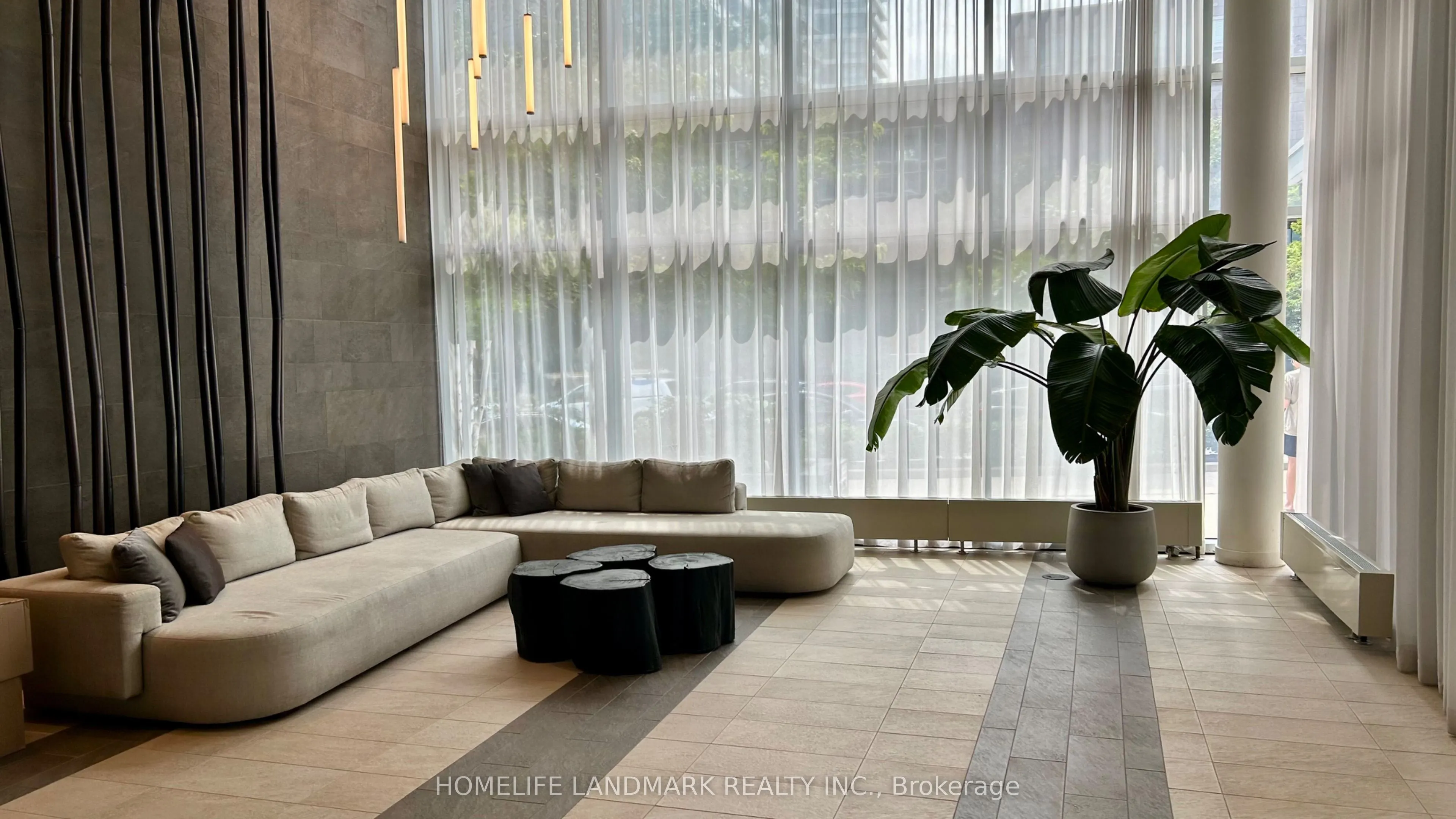72 Esther Shiner Boulevard, #318