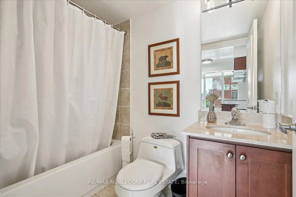 60 St.Clair Avenue W, #1001