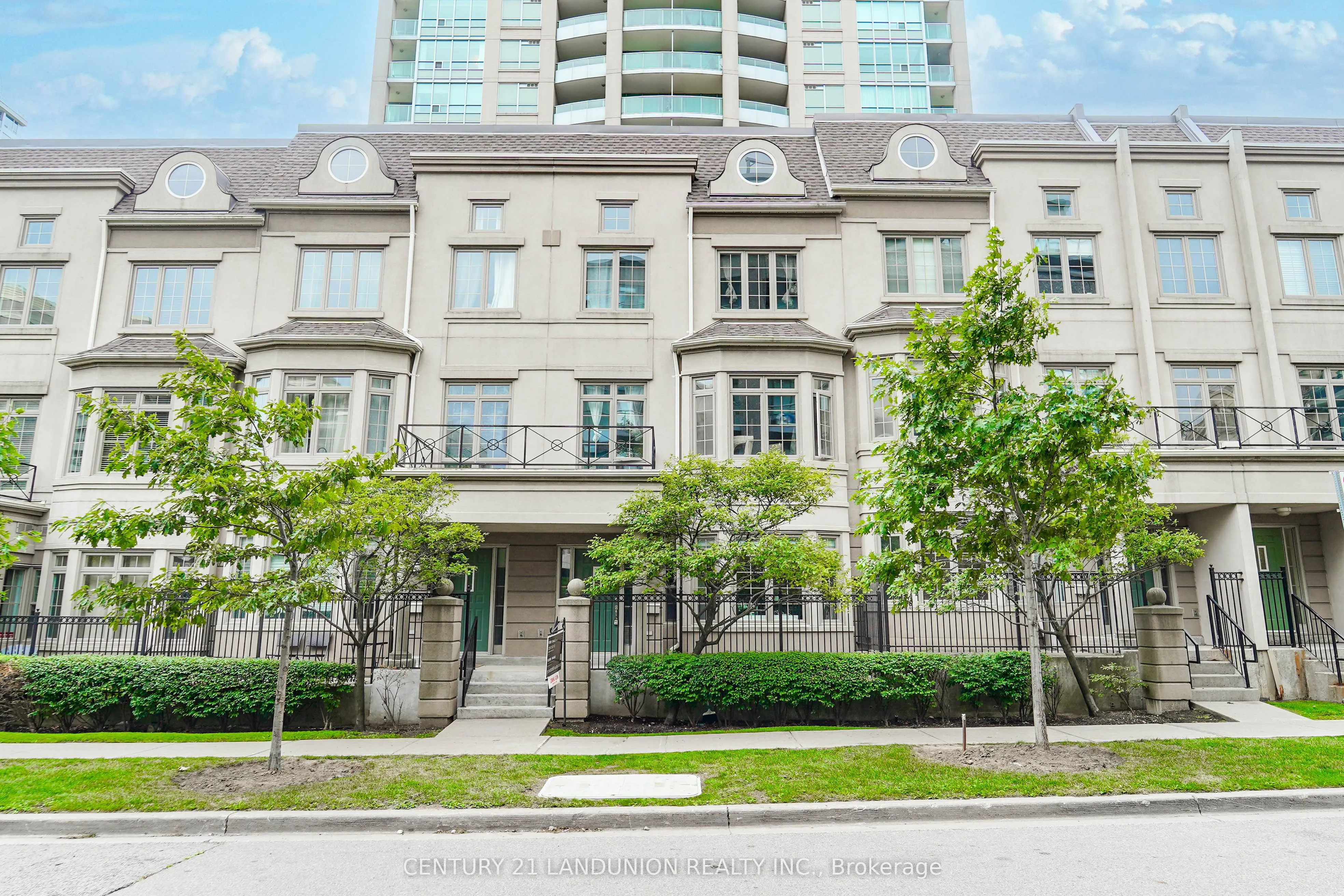 38 Kenaston Gardens, #GV109