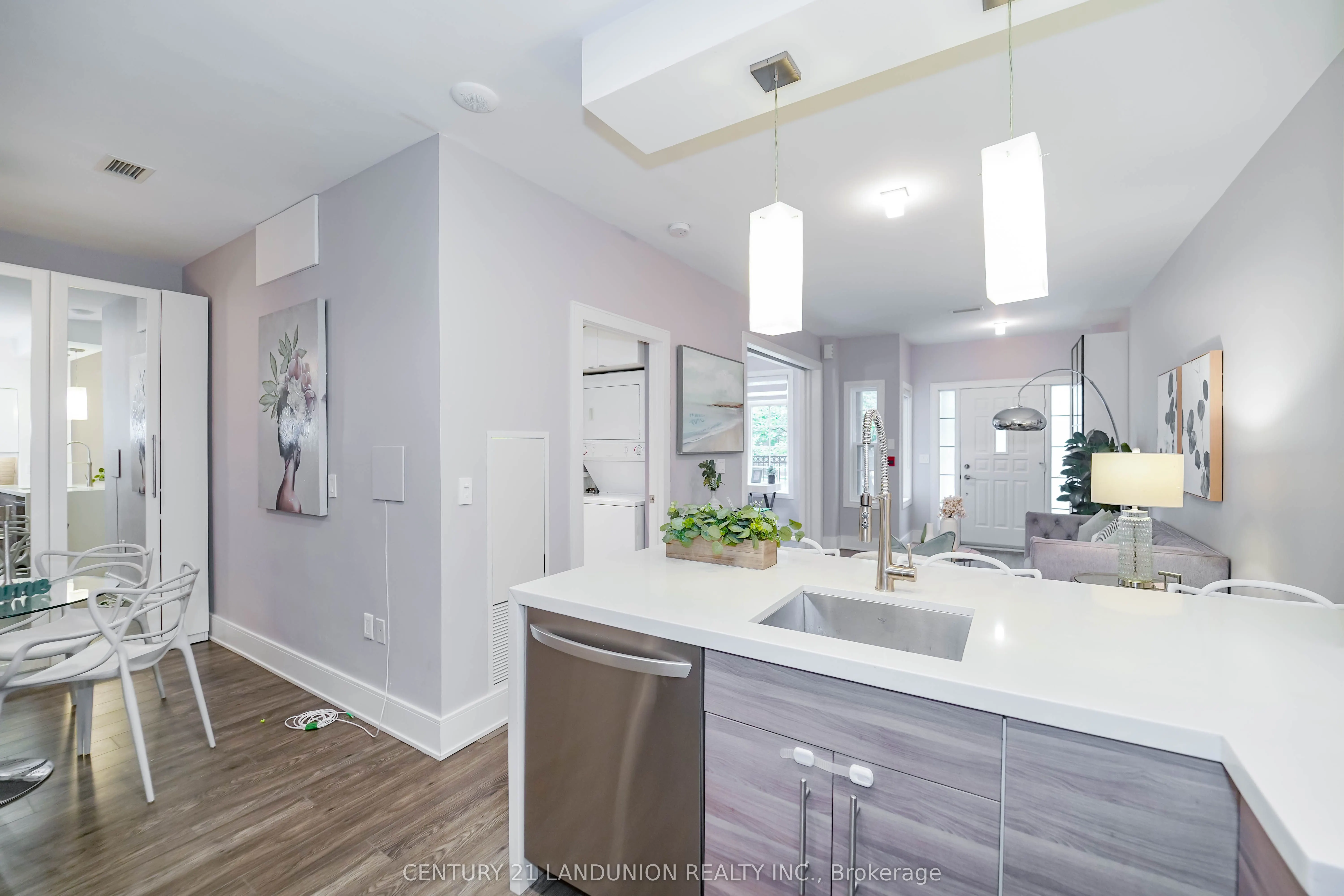 38 Kenaston Gardens, #GV109