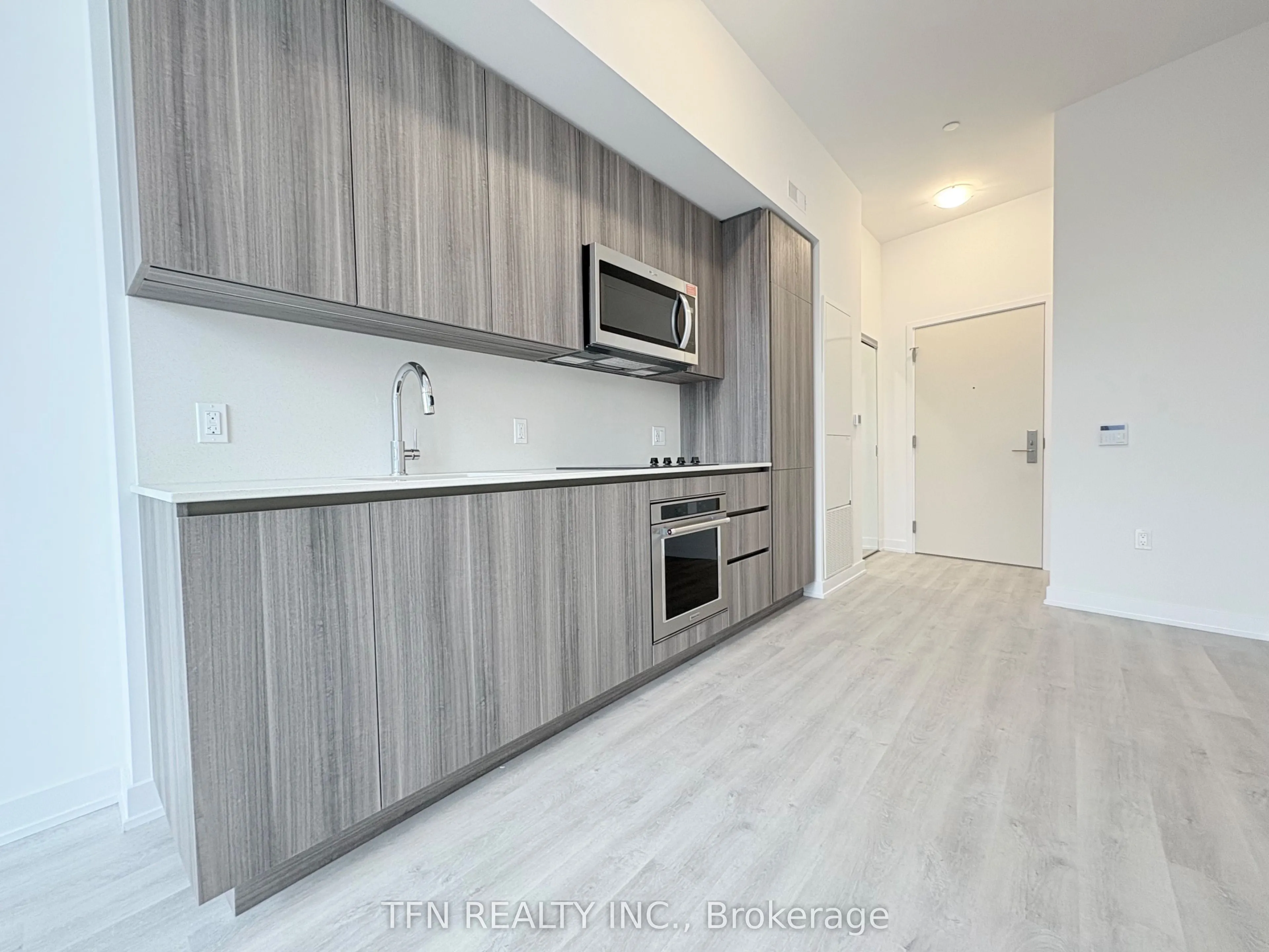 15 Richardson Street, #1207