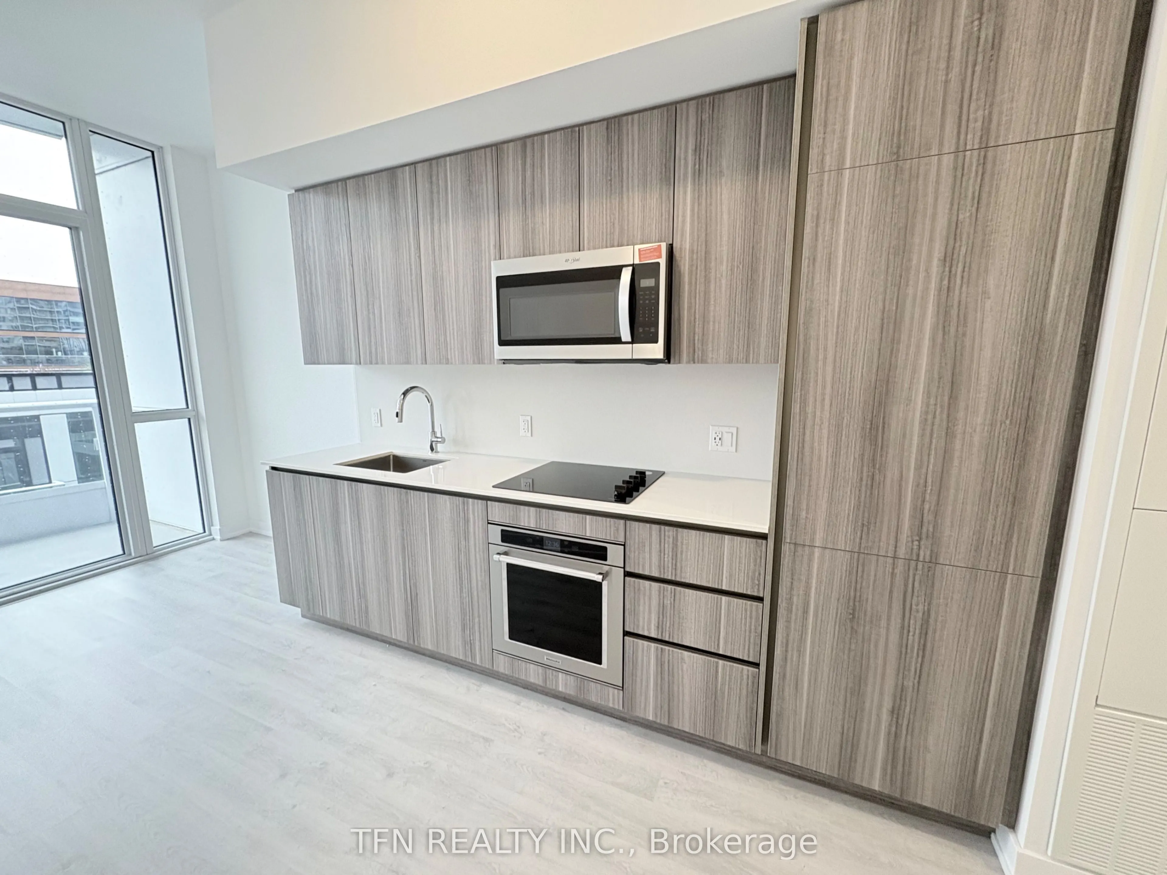15 Richardson Street, #1207